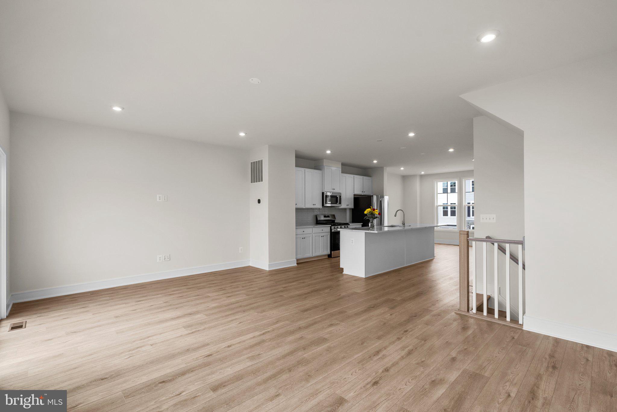 LAKE FREDERICK - Residential