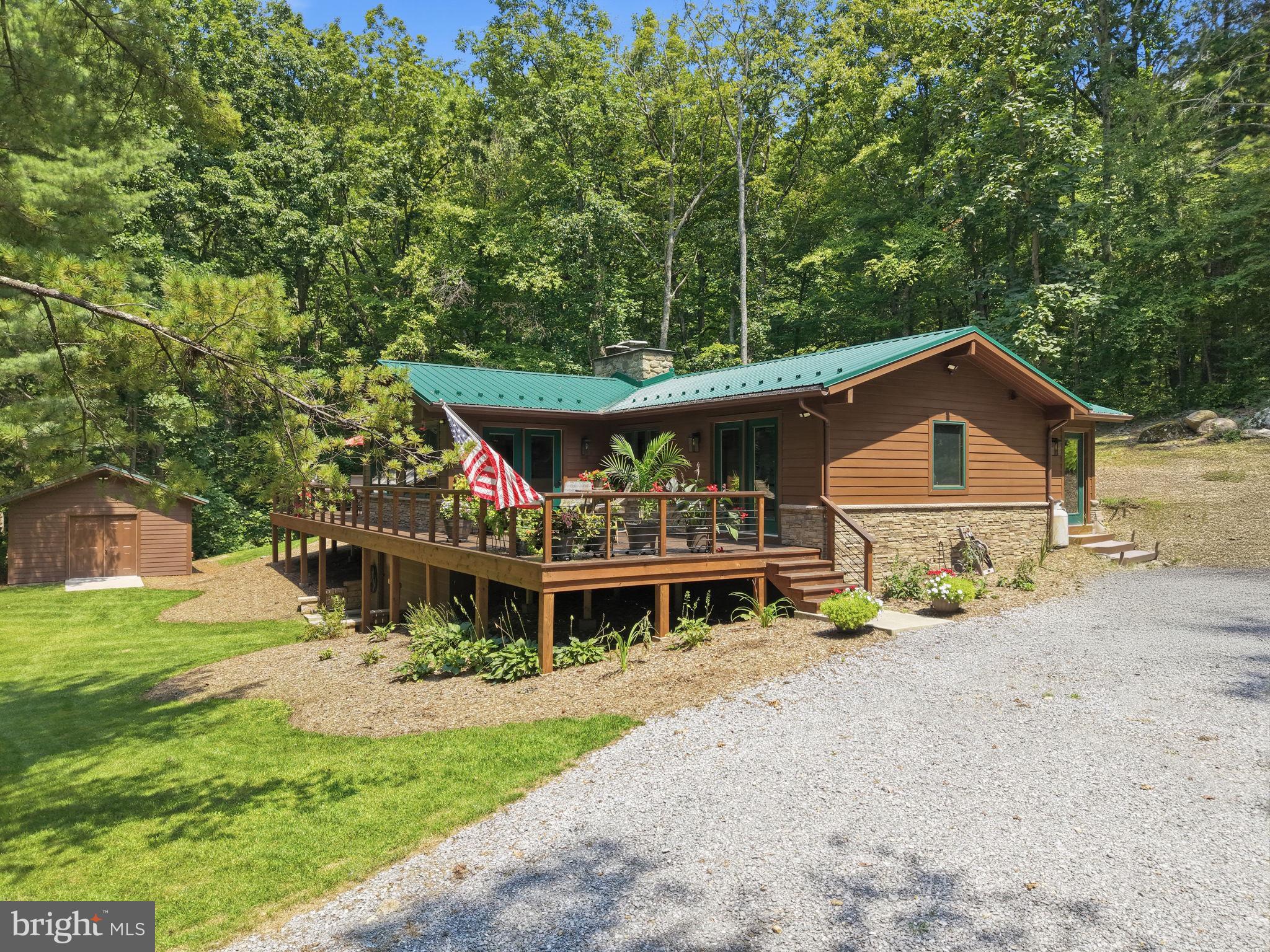 2250 JEWELL HOLLOW ROAD