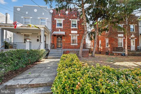 6223 4TH STREET NW WASHINGTON DC 20011