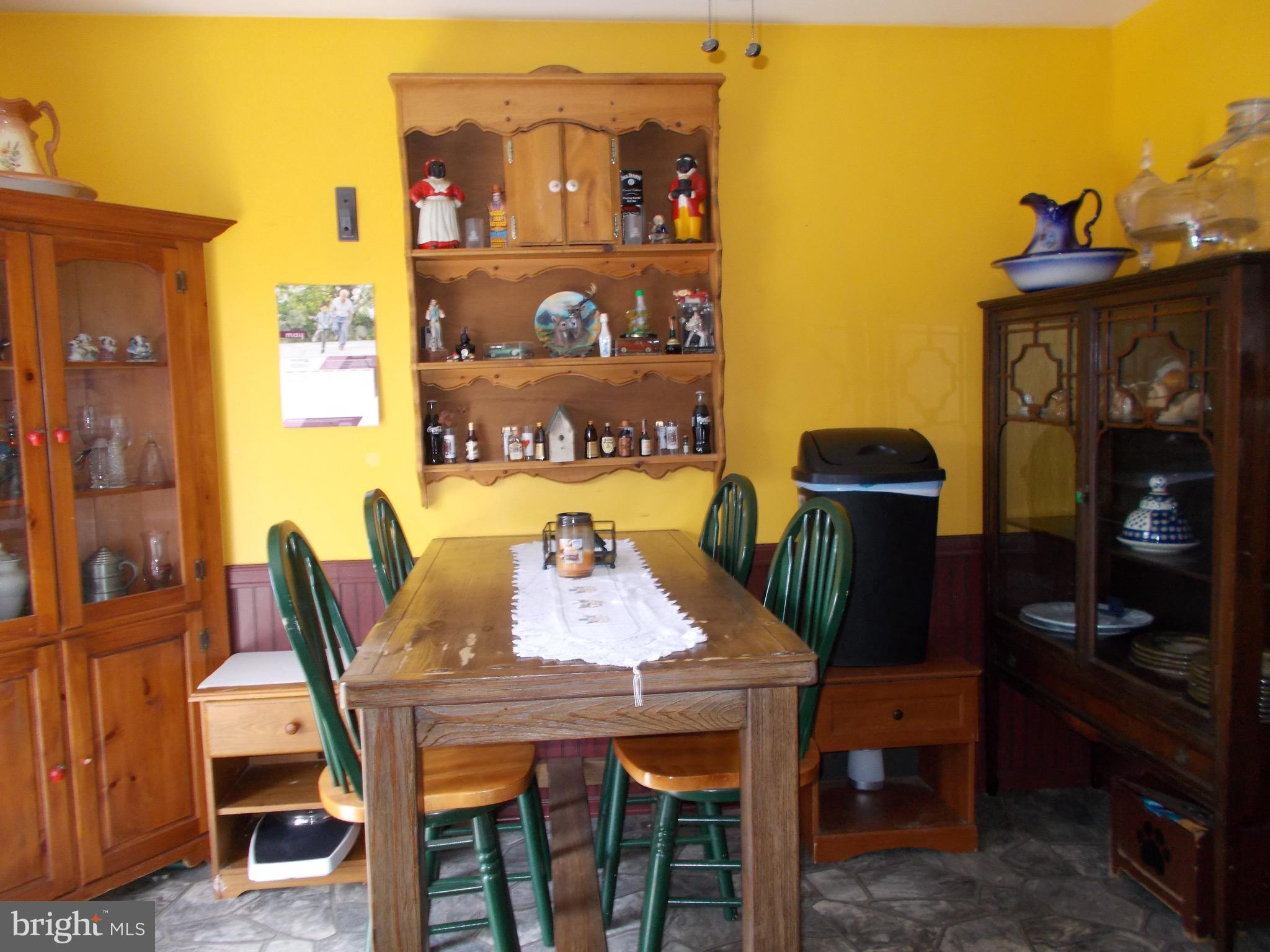 WHISPERING VALLEY - Residential