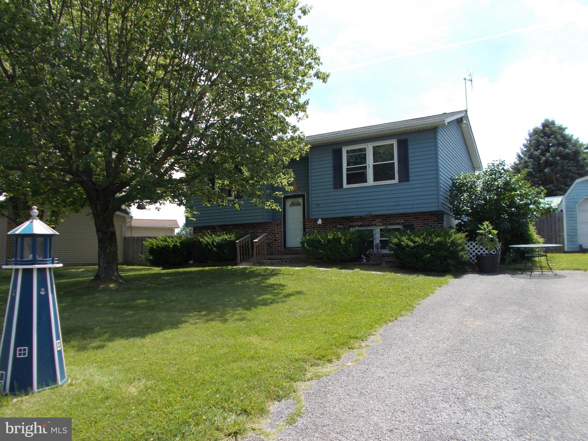 WHISPERING VALLEY - Residential