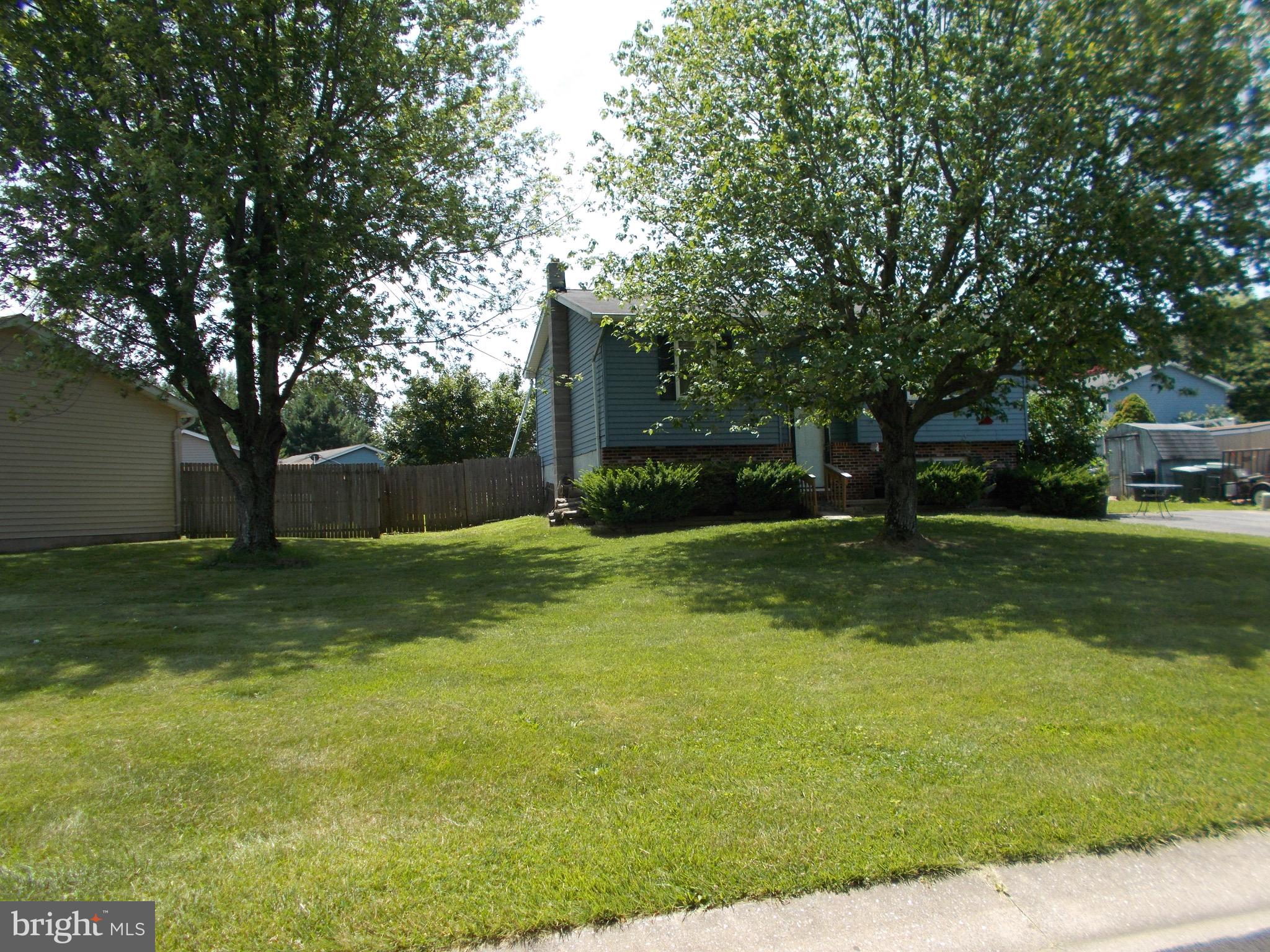 WHISPERING VALLEY - Residential