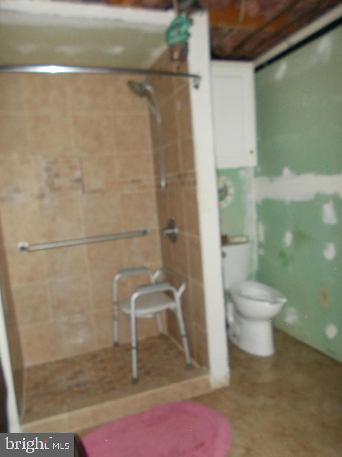 WHISPERING VALLEY - Residential