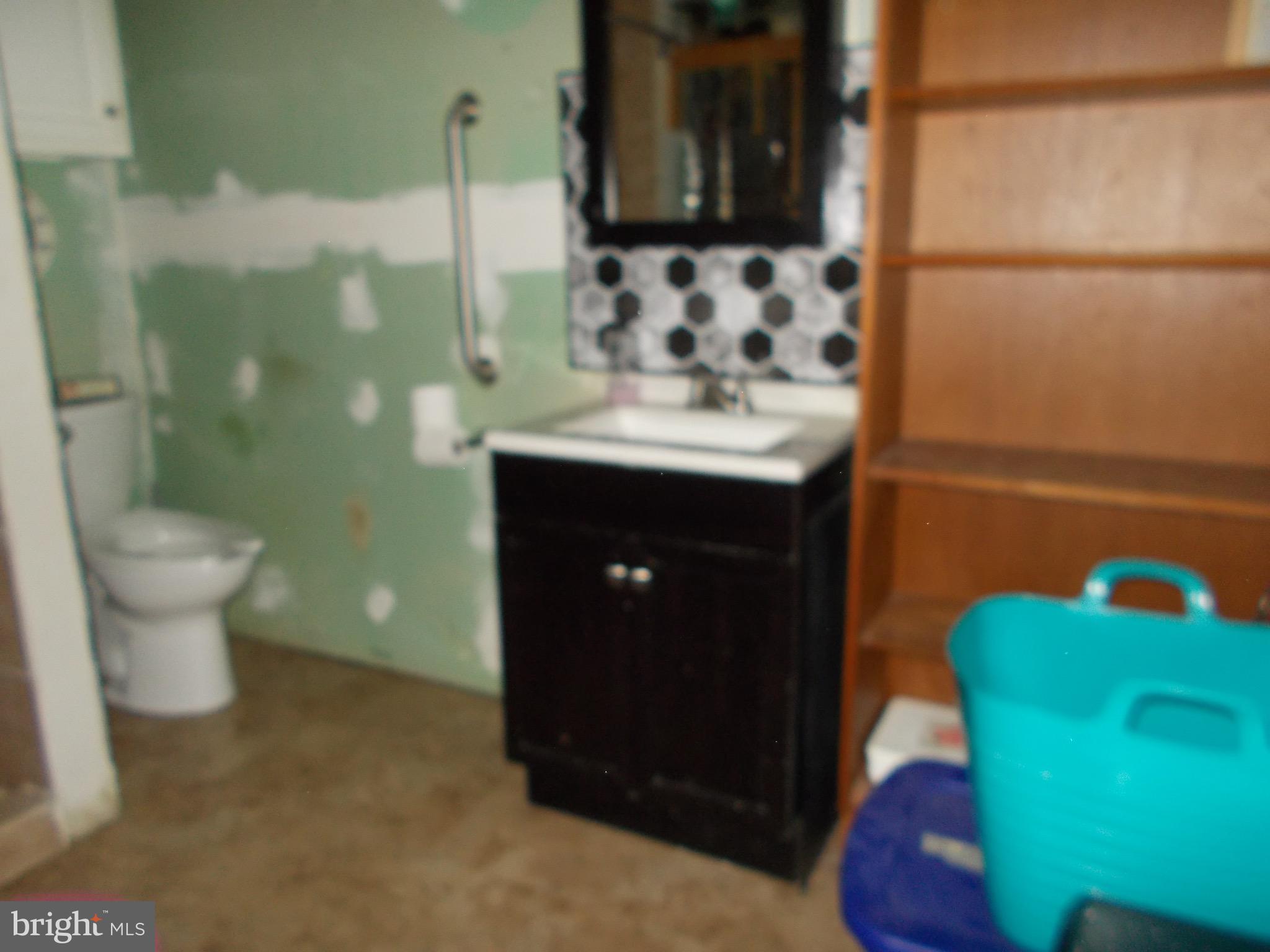 WHISPERING VALLEY - Residential