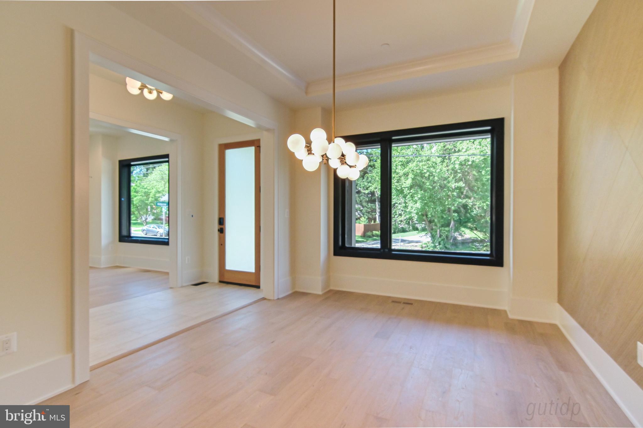 FOREST GLEN - Residential