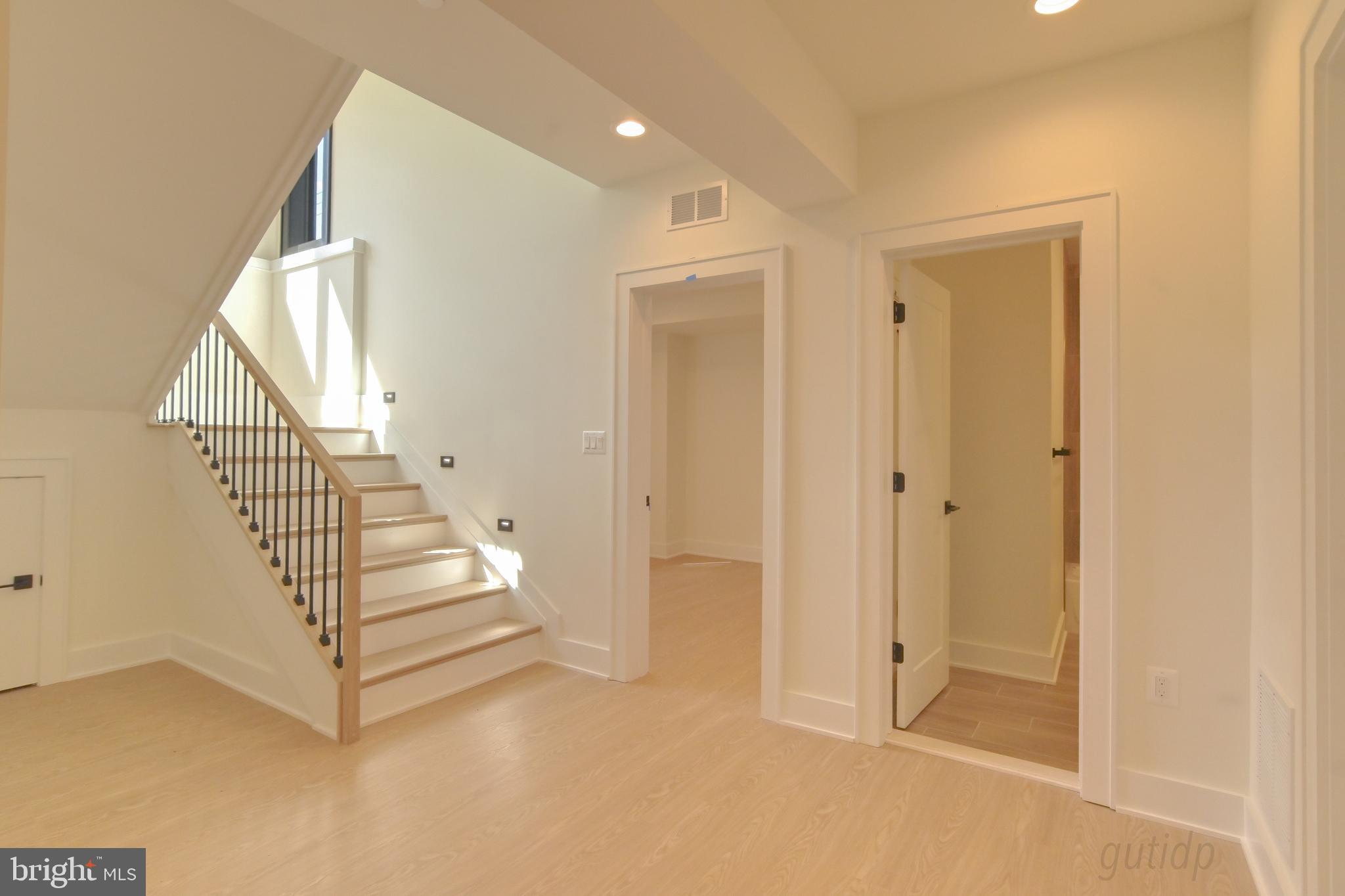 FOREST GLEN - Residential