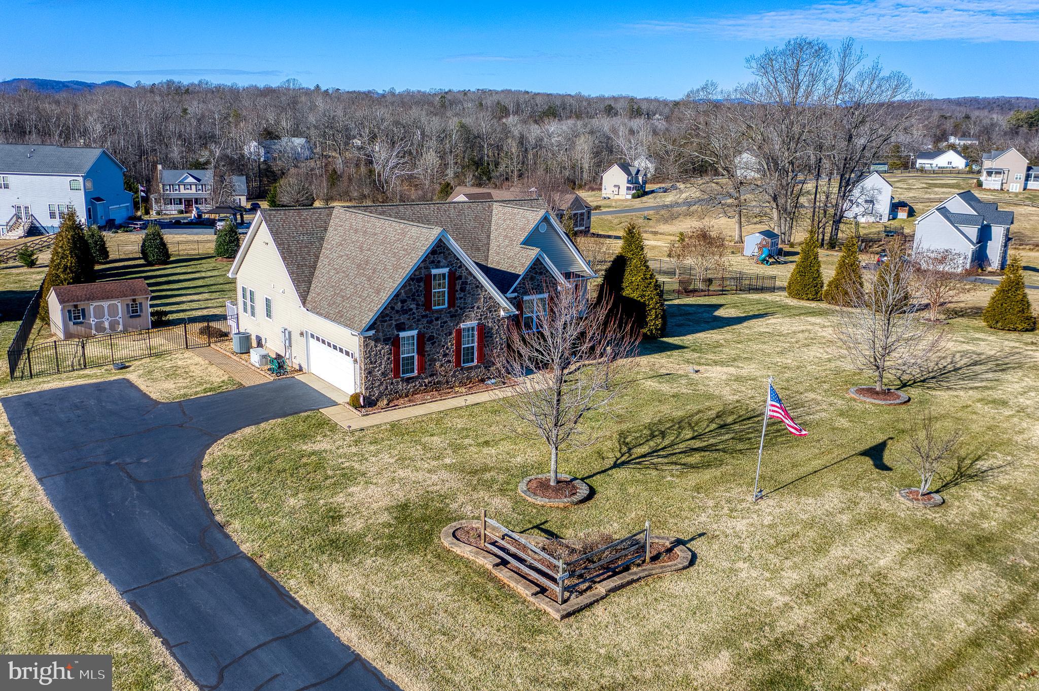 DOVE HILL ESTATES - Residential