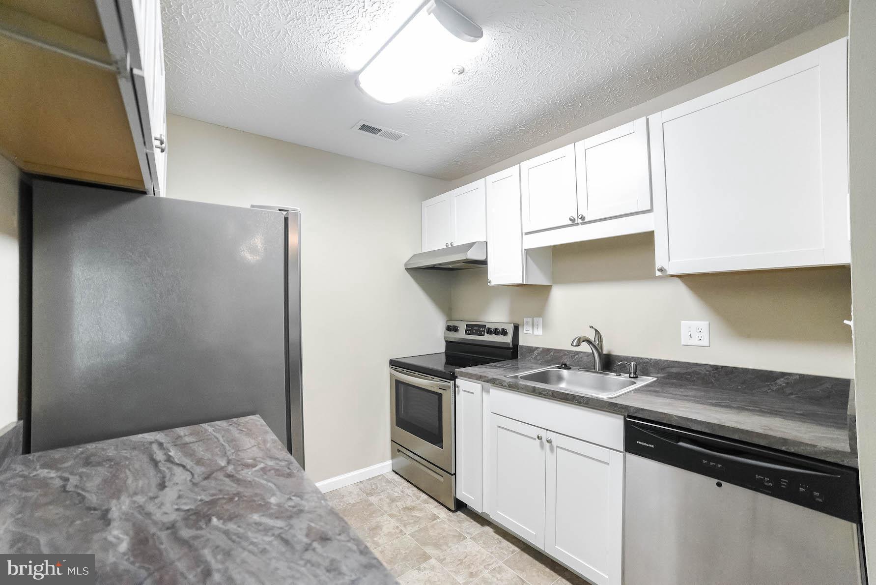 ORCHID PARK OF WILDEWOOD - Residential