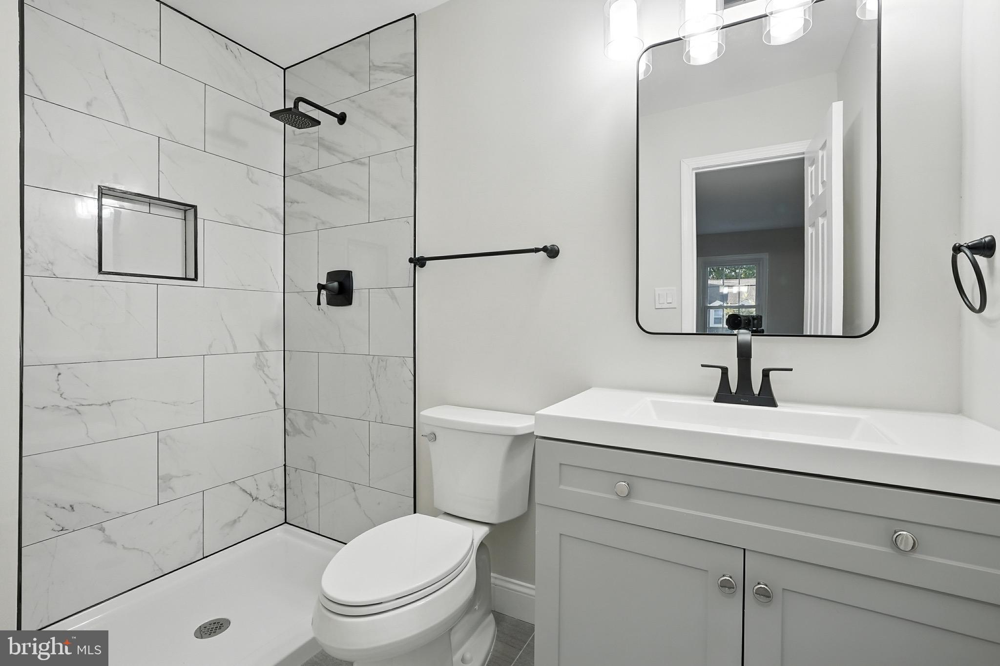 COUNTRY CREEK - Residential