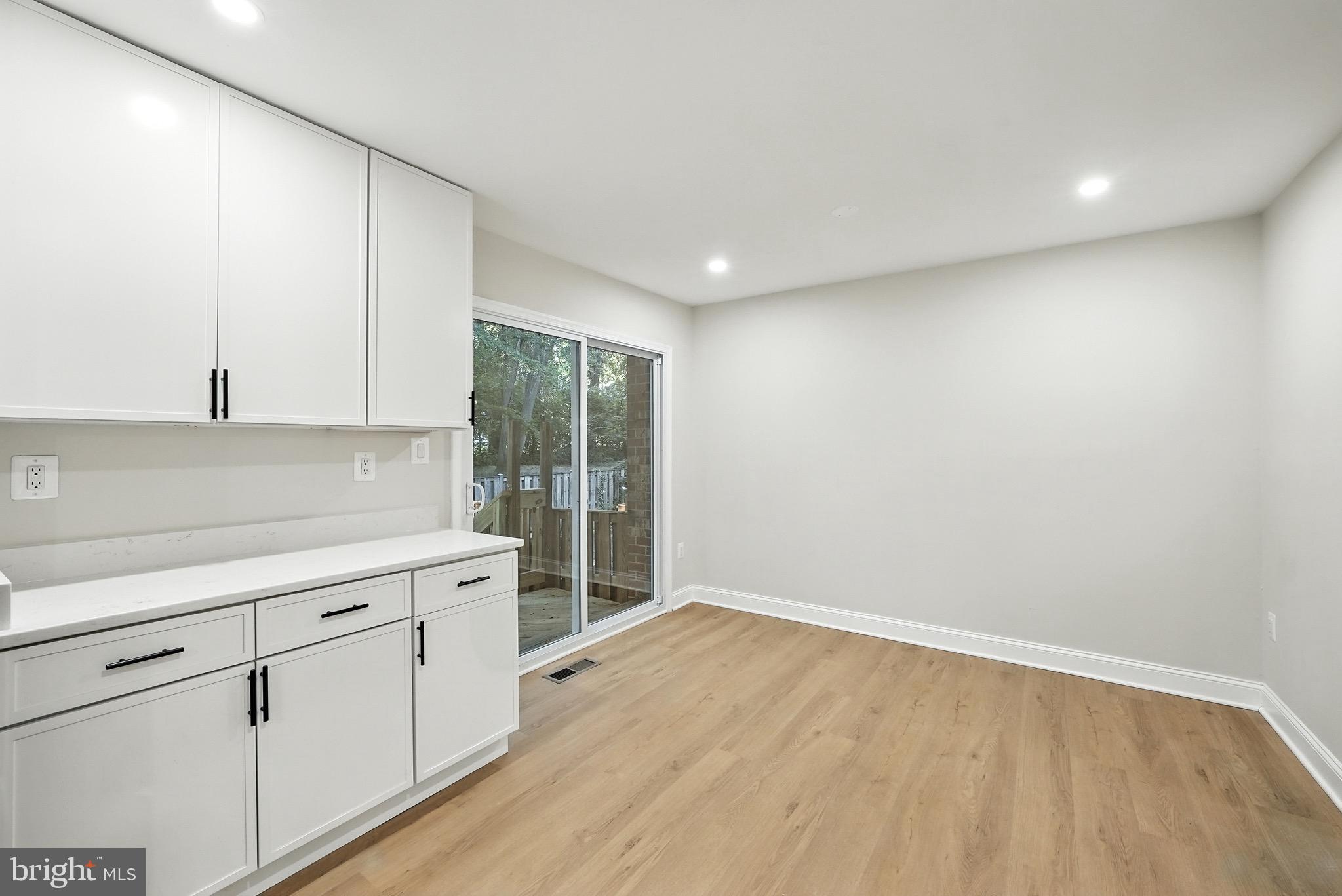 COUNTRY CREEK - Residential