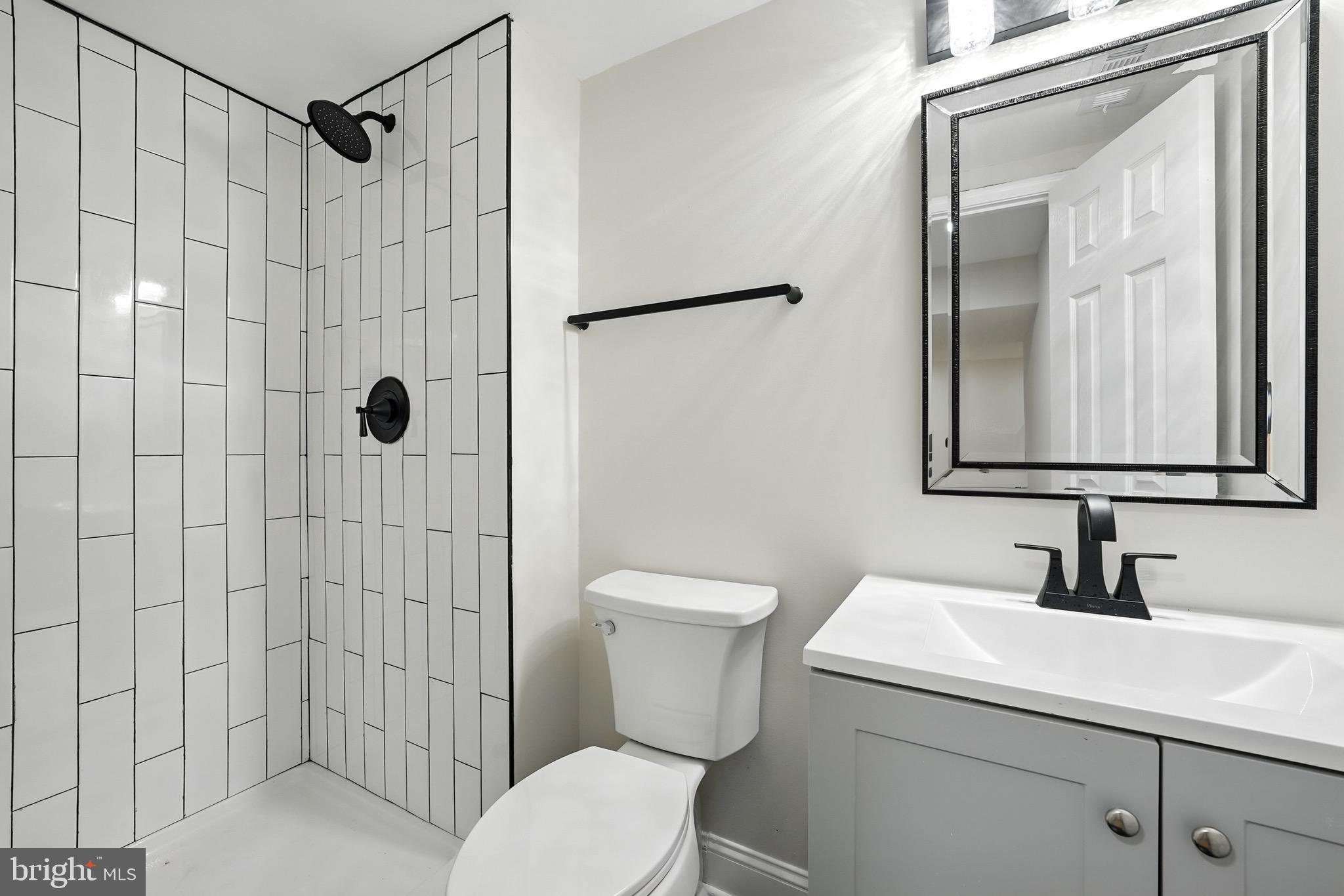 COUNTRY CREEK - Residential