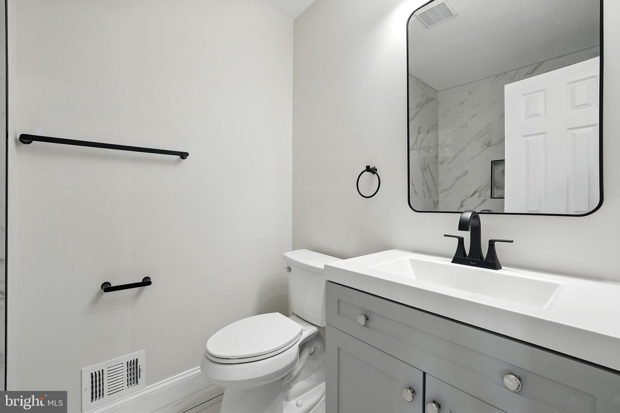 COUNTRY CREEK - Residential