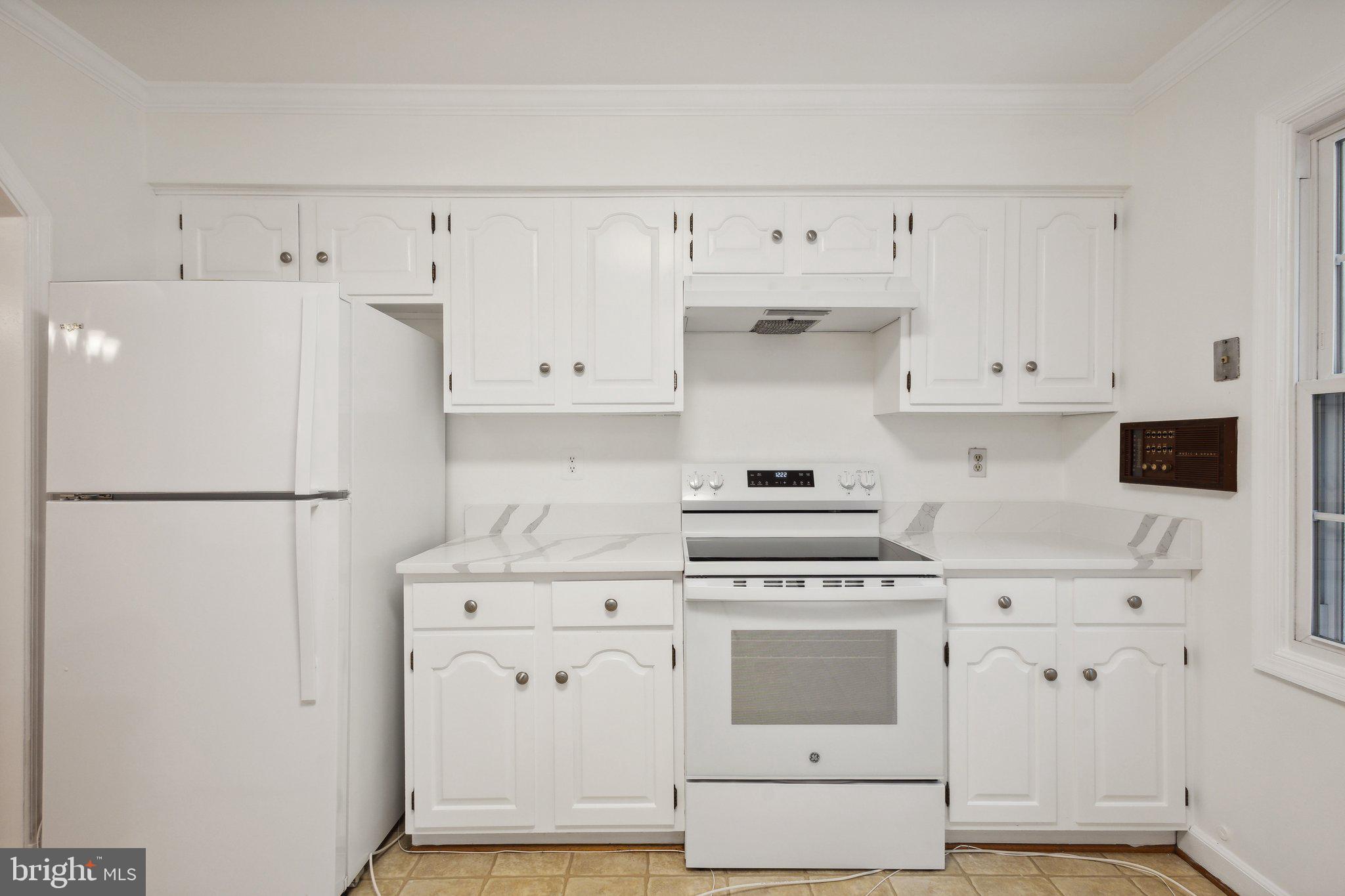 AUTUMN CHASE - Residential