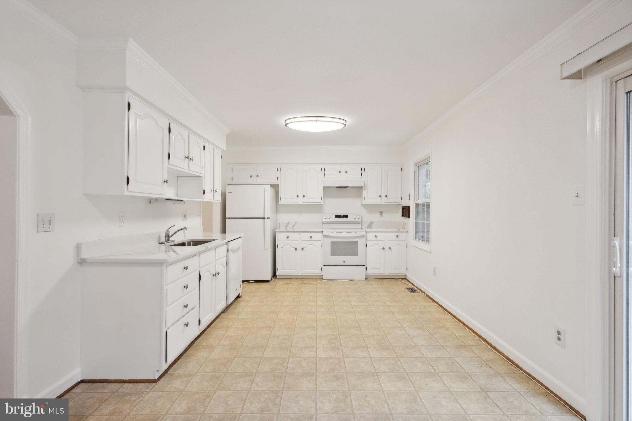 AUTUMN CHASE - Residential