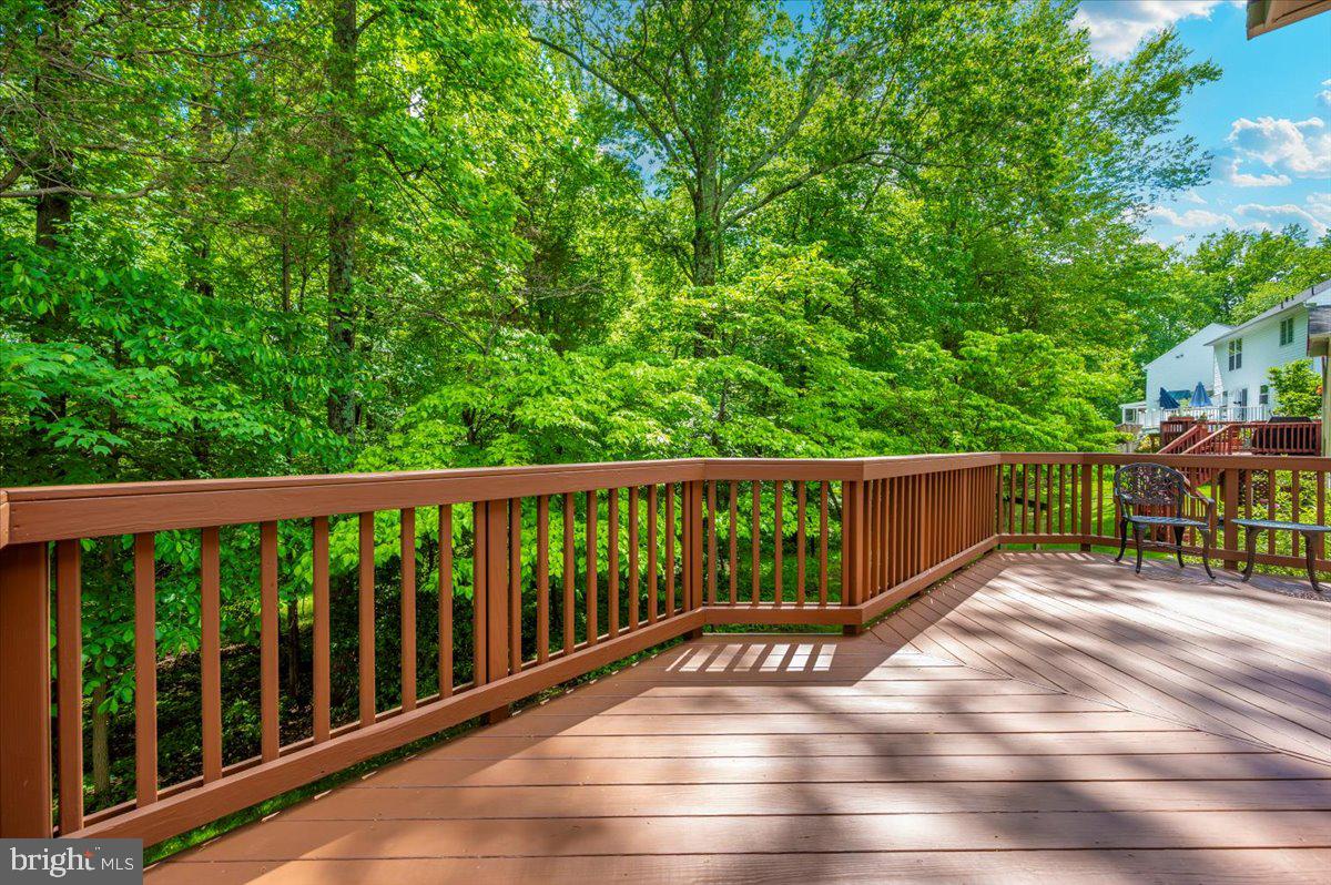 JAMES CREEK - Residential