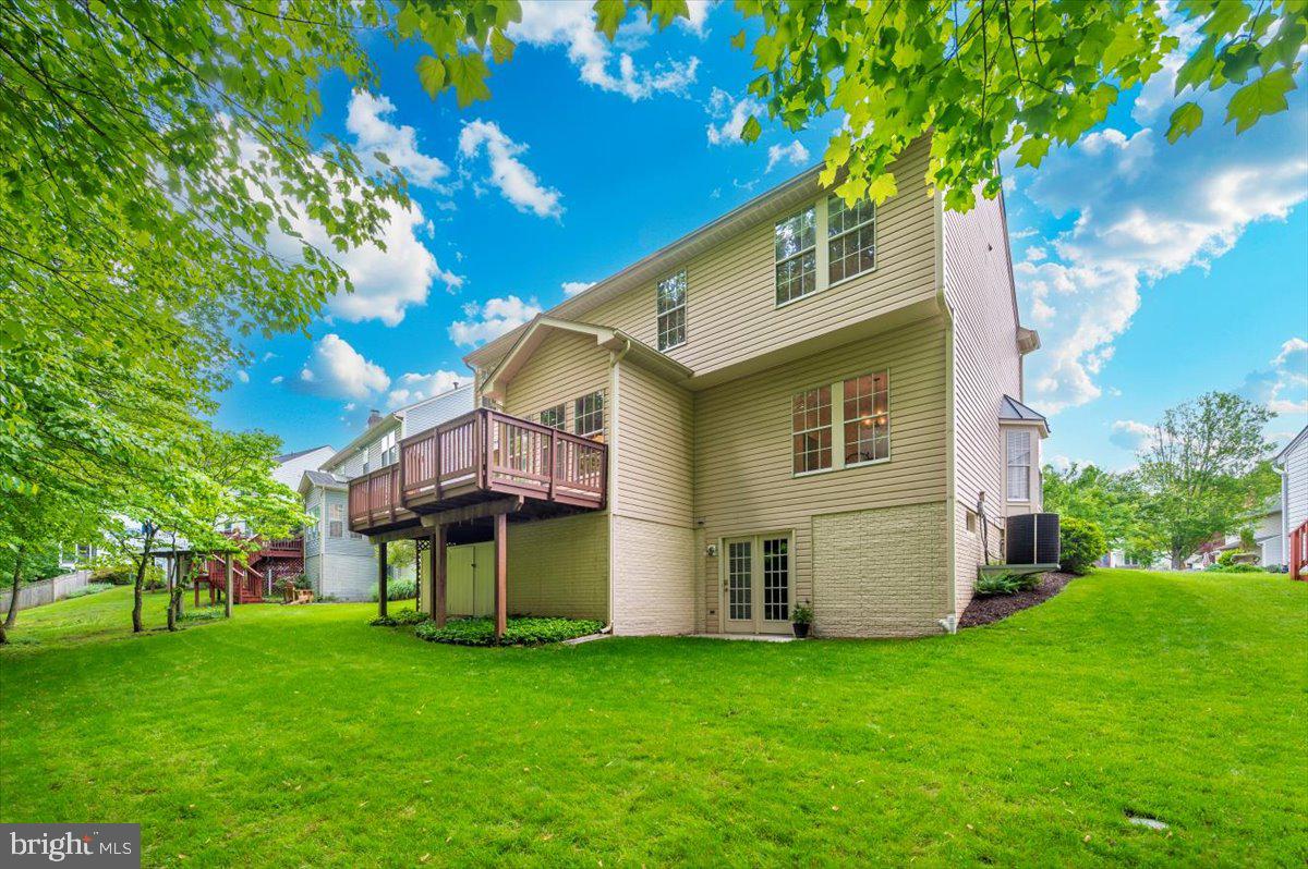 JAMES CREEK - Residential