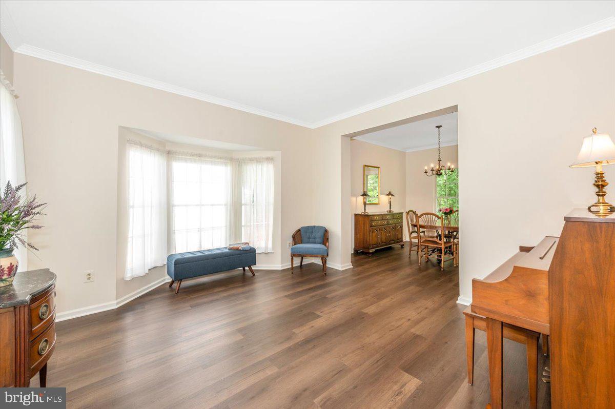 JAMES CREEK - Residential