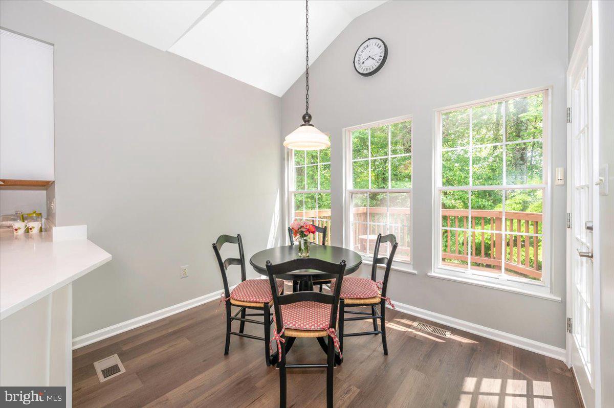 JAMES CREEK - Residential