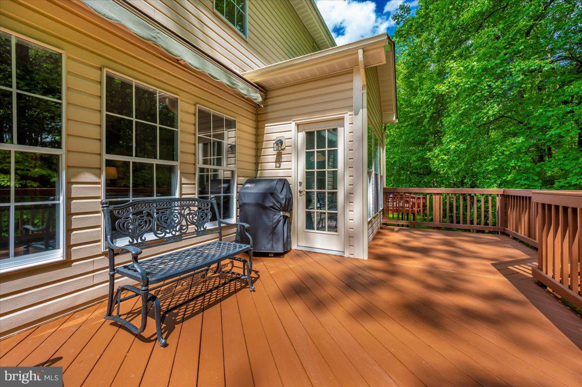 JAMES CREEK - Residential