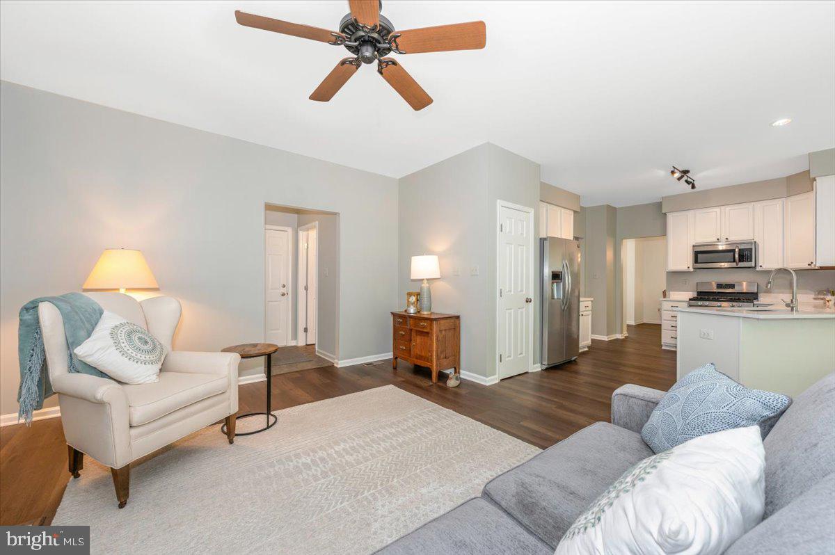 JAMES CREEK - Residential