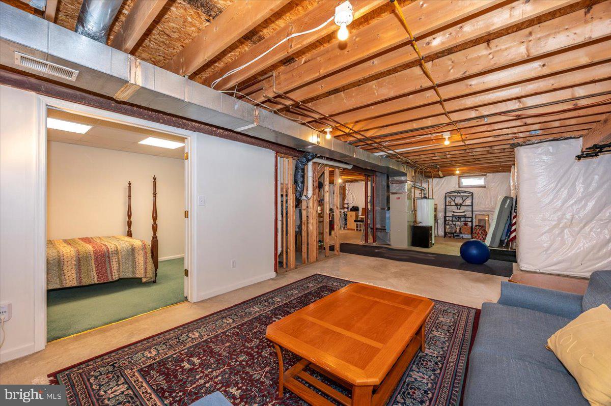 JAMES CREEK - Residential