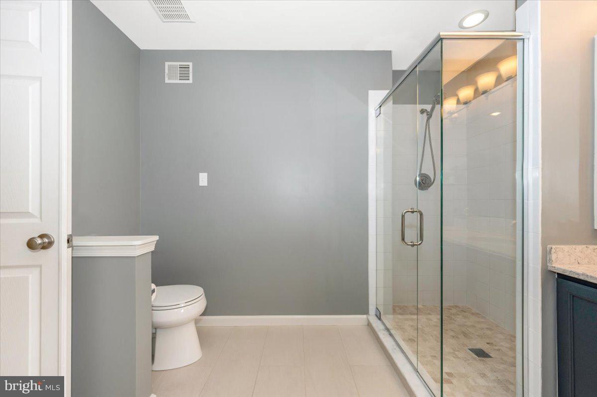 JAMES CREEK - Residential