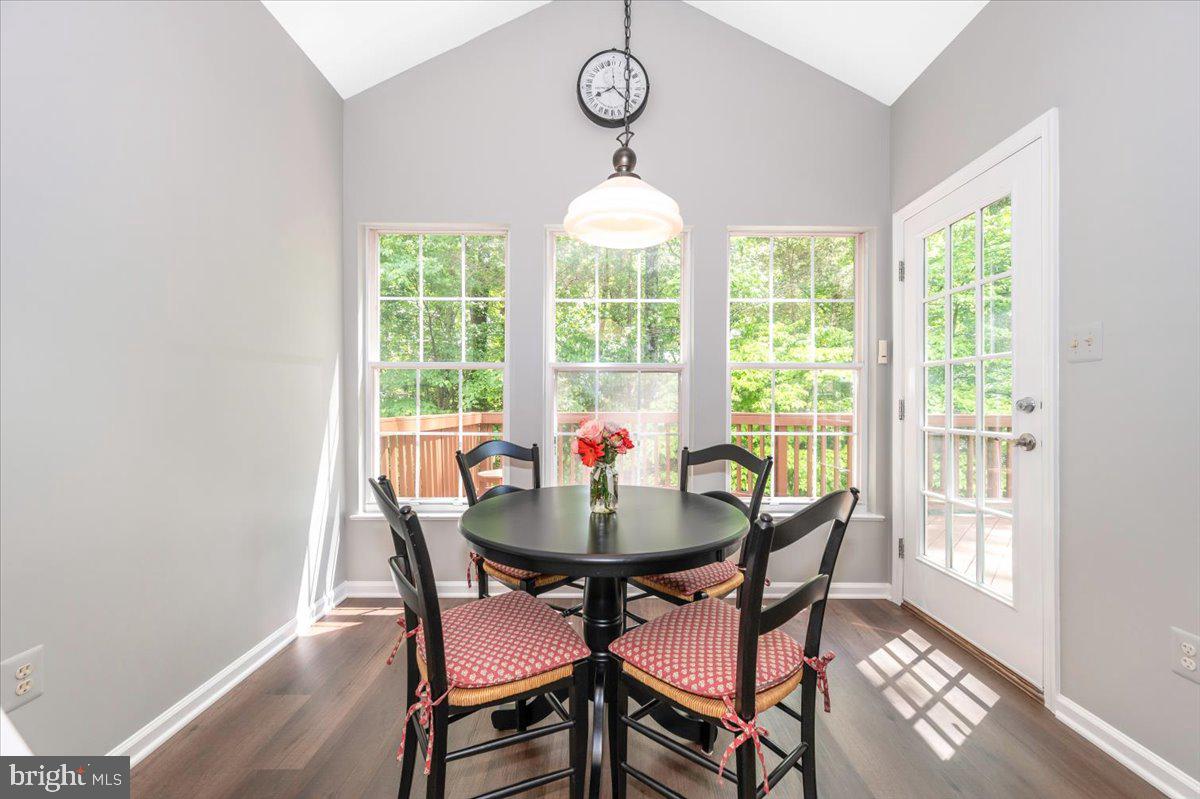 JAMES CREEK - Residential