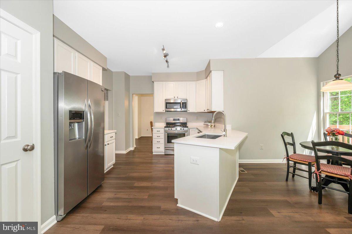 JAMES CREEK - Residential