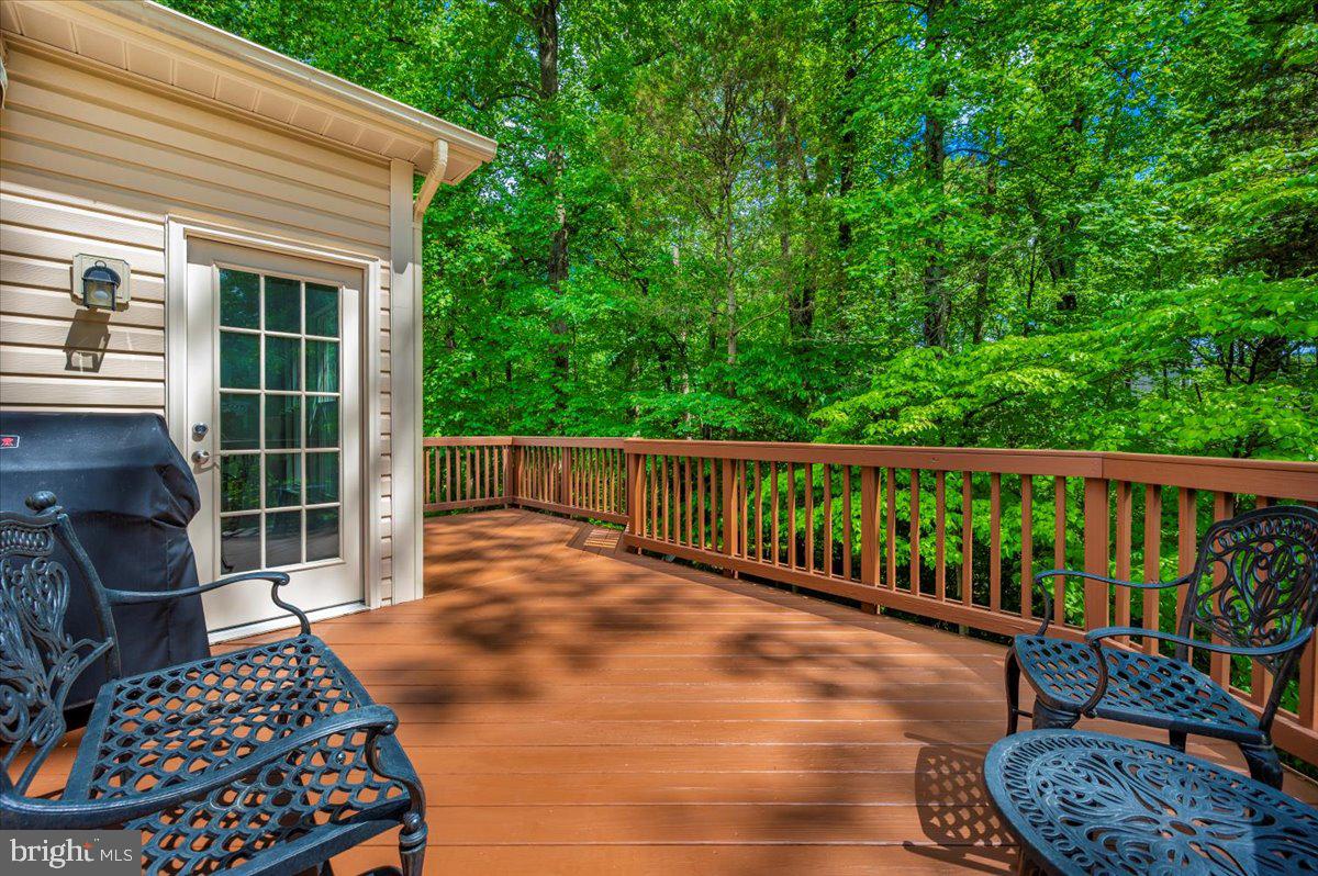 JAMES CREEK - Residential