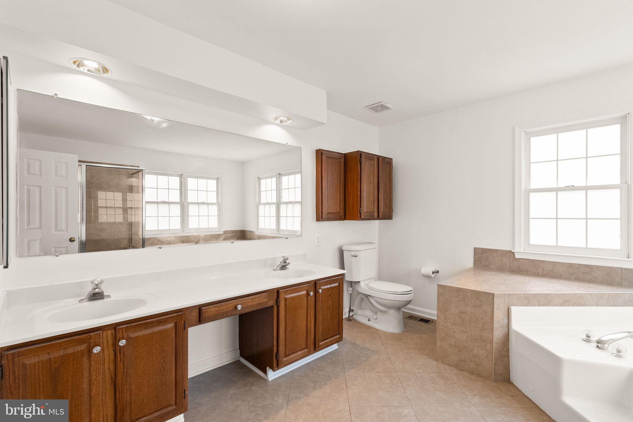 COMPTON HEIGHTS - Residential