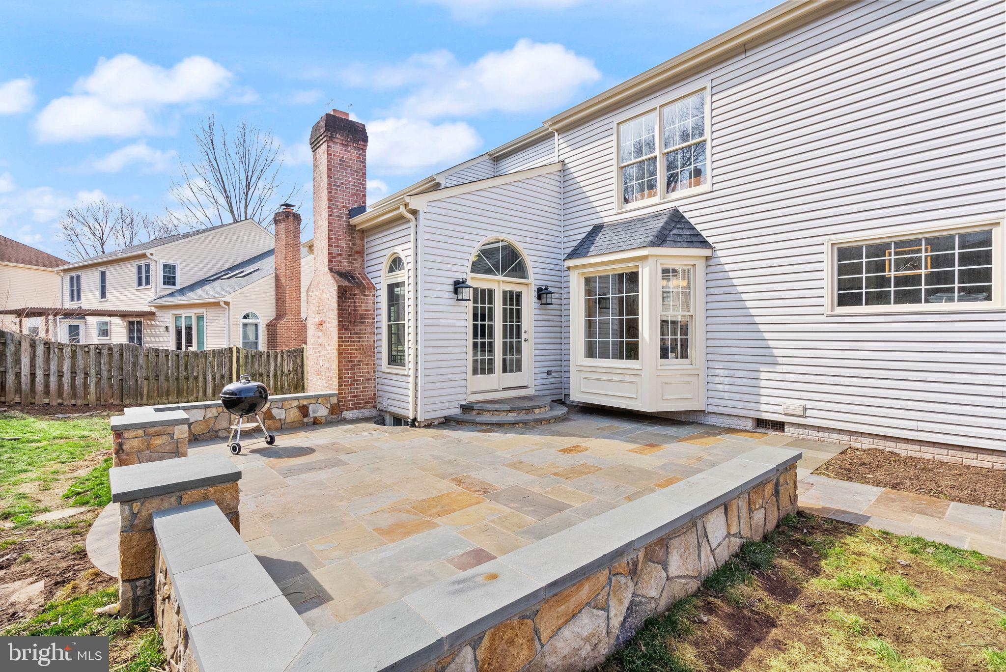 COMPTON HEIGHTS - Residential