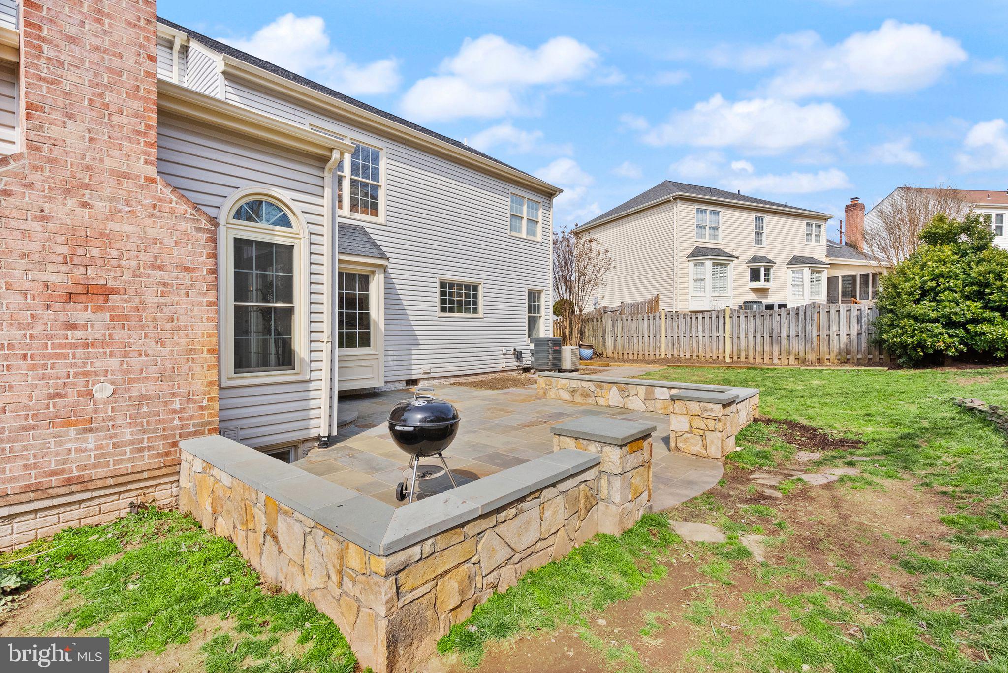 COMPTON HEIGHTS - Residential