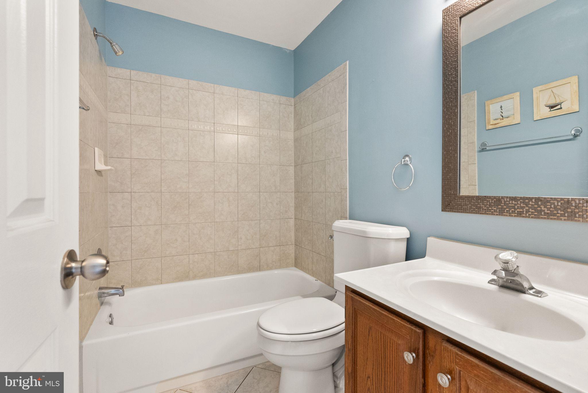 COMPTON HEIGHTS - Residential