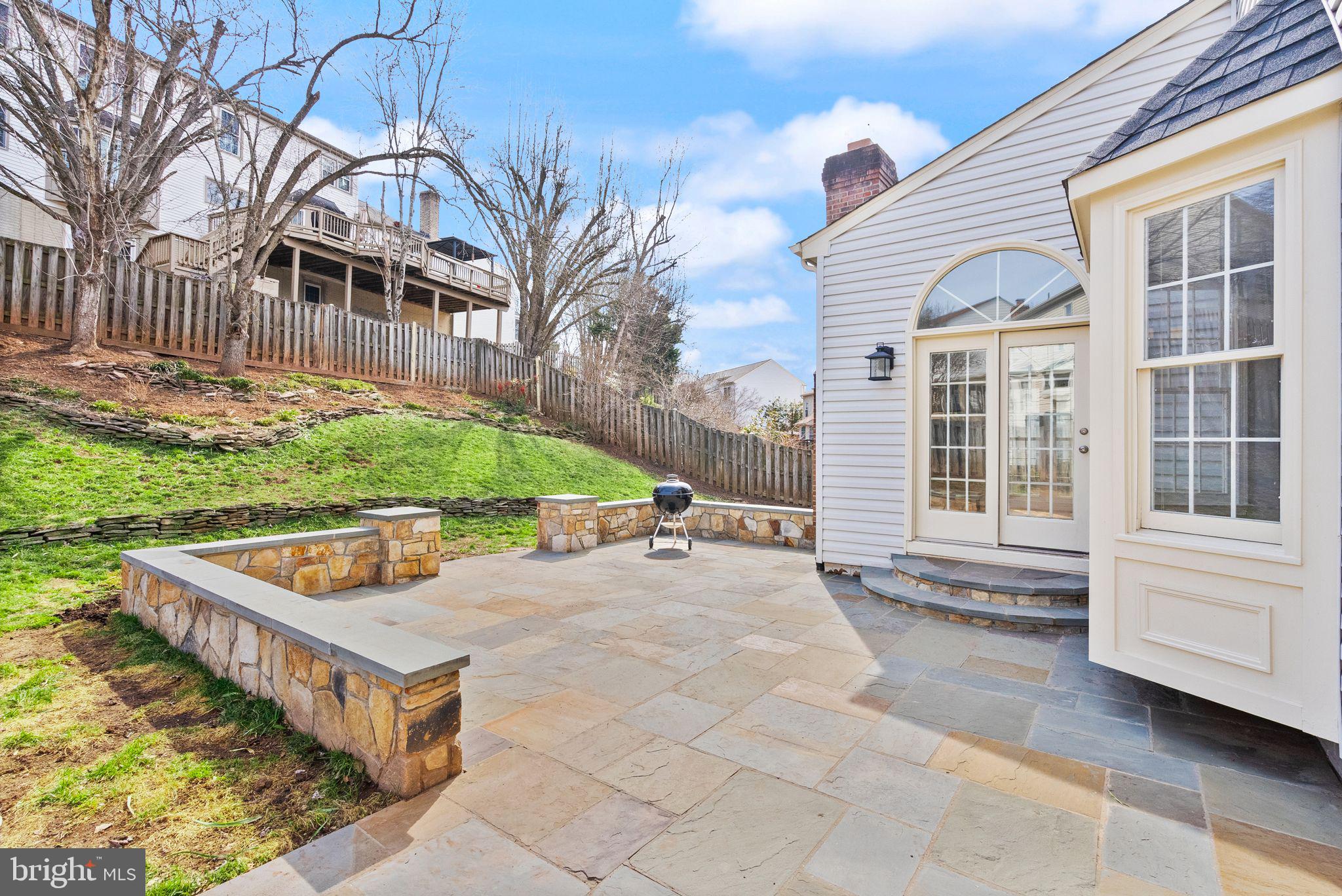 COMPTON HEIGHTS - Residential