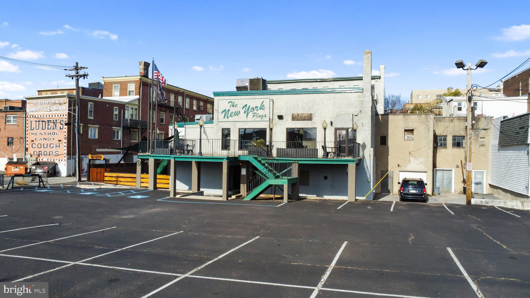 238-244 E HIGH STREET