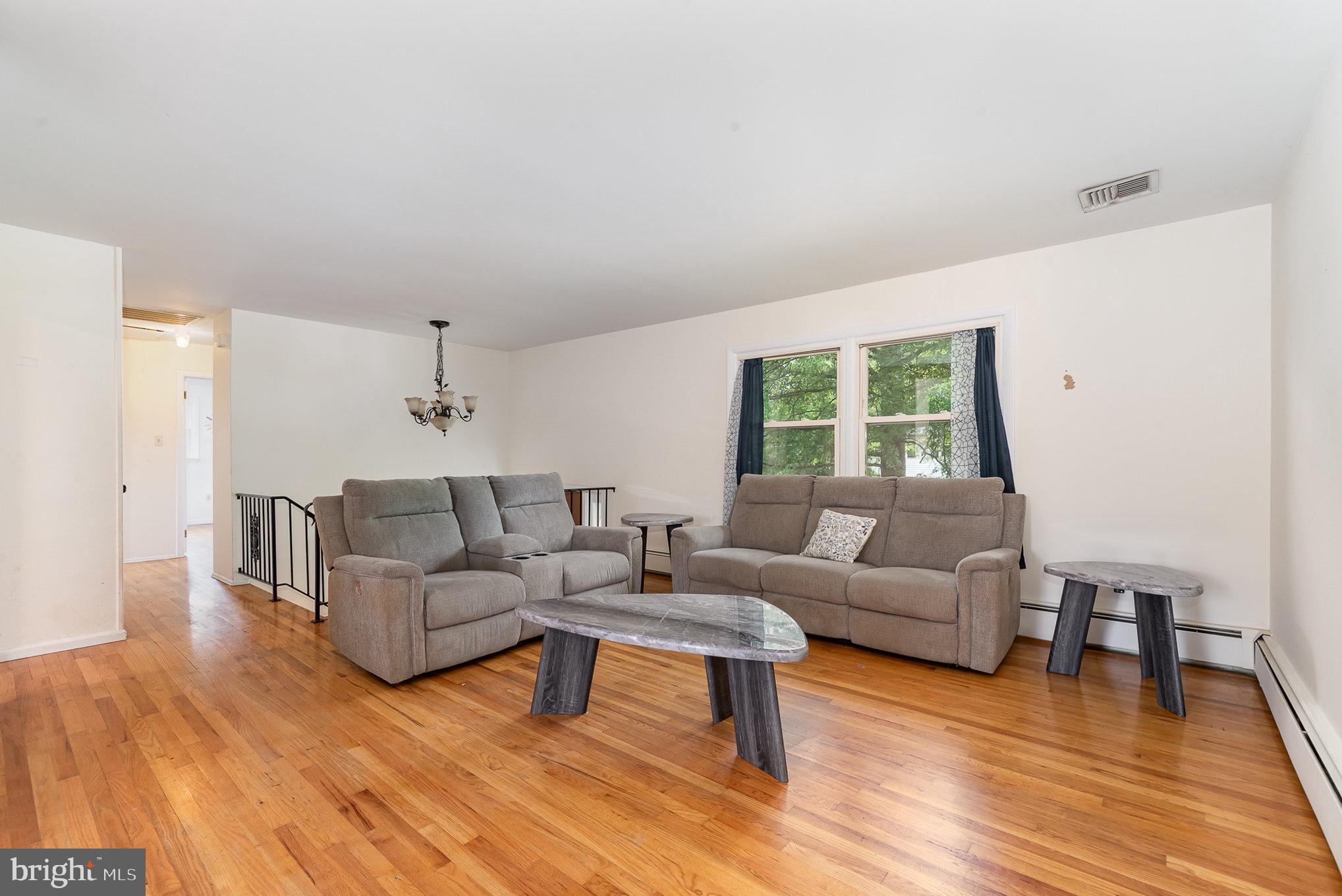 302 HICKORY HILL TERRACE