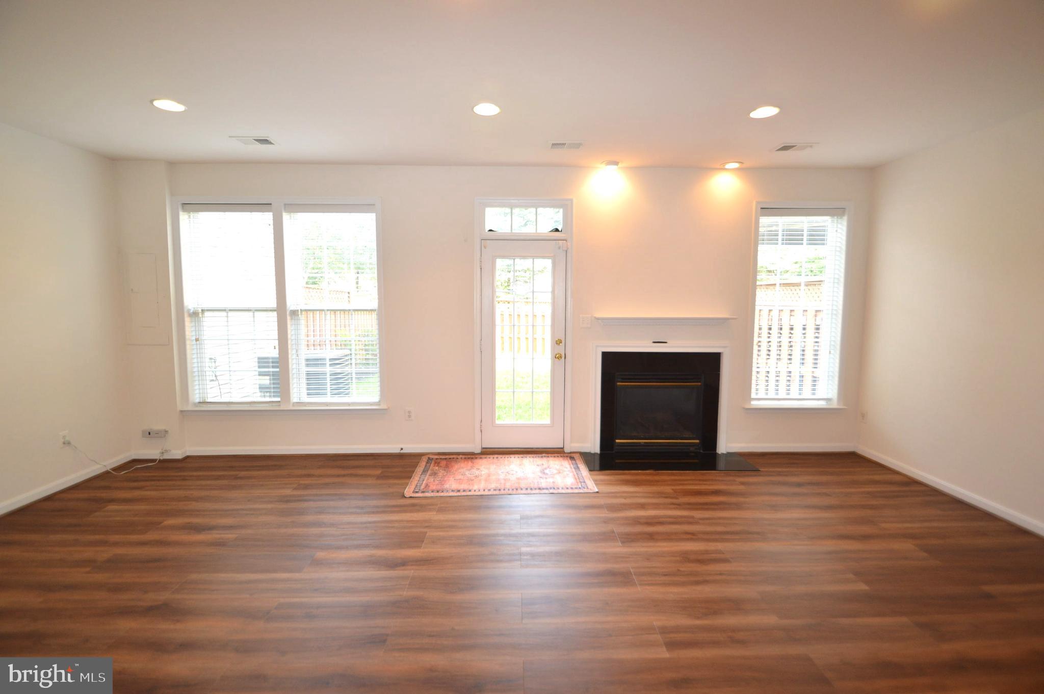 STONE RIDGE - Residential Lease