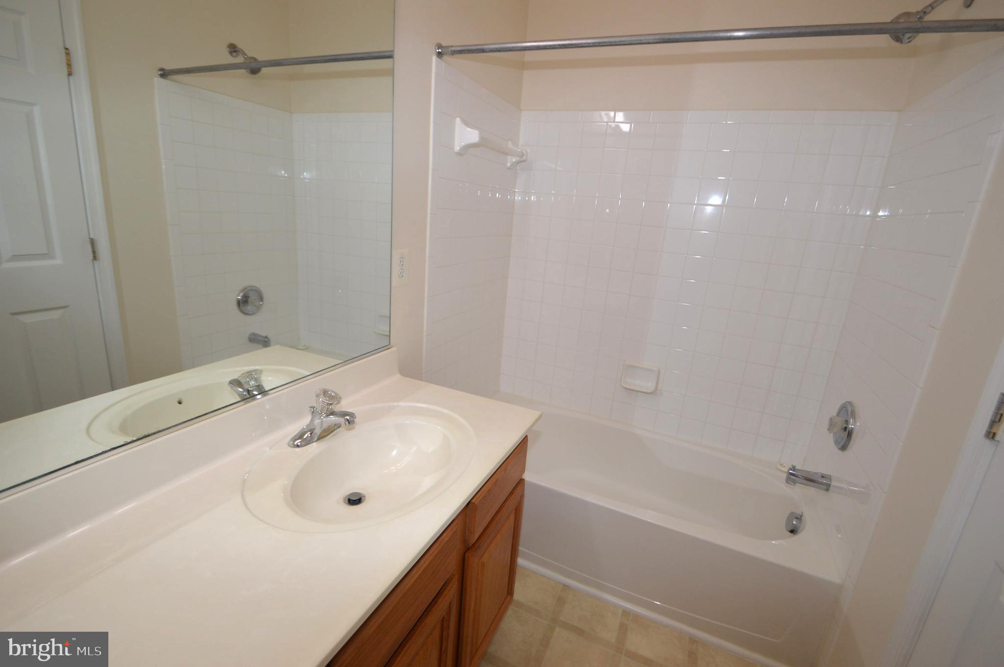 STONE RIDGE - Residential Lease