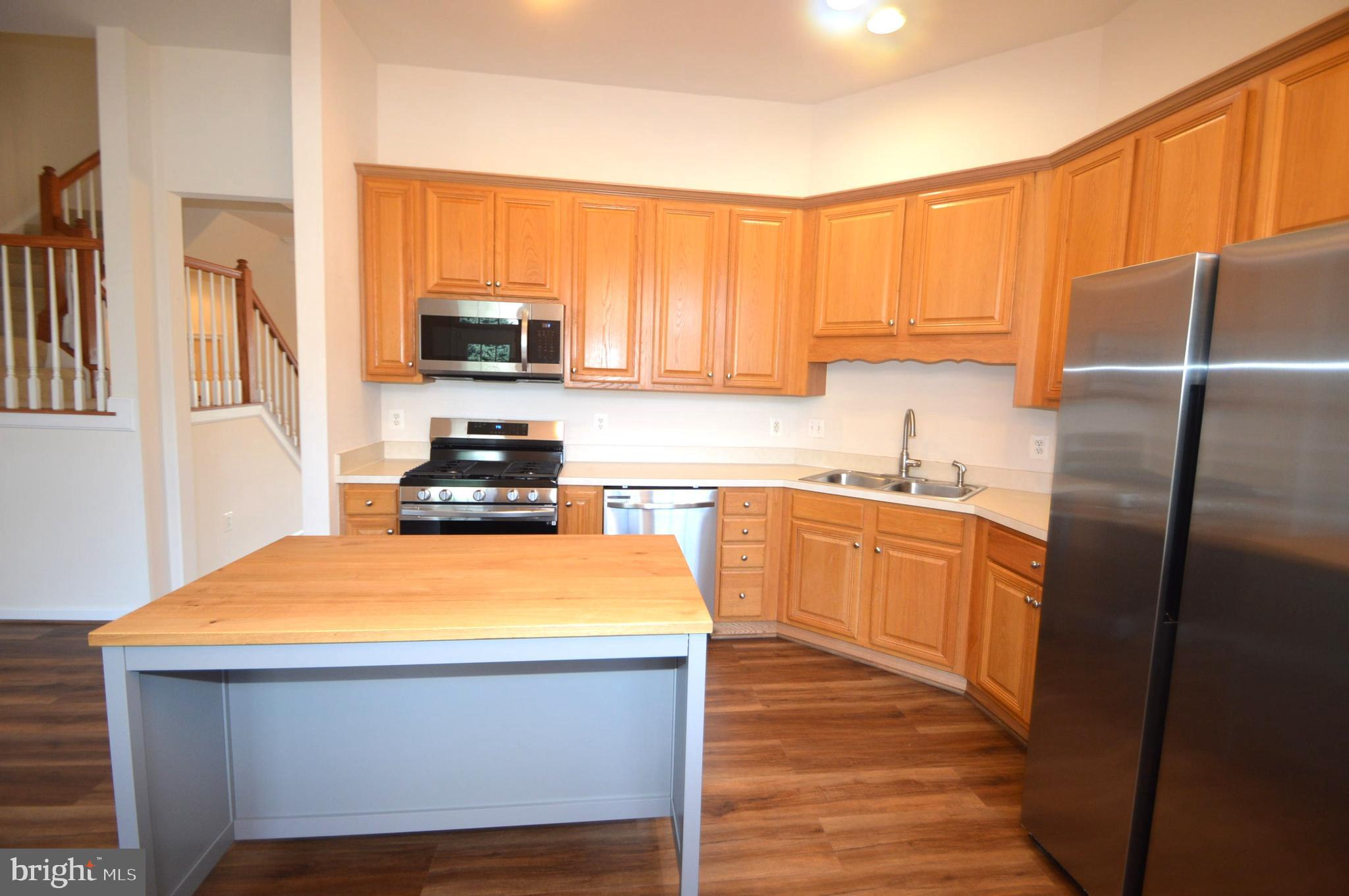 STONE RIDGE - Residential Lease