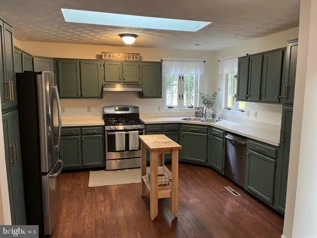 Hanover, Pennsylvania 17331, United States, 3 Bedrooms Bedrooms, ,3 BathroomsBathrooms,Residential,Active,222921