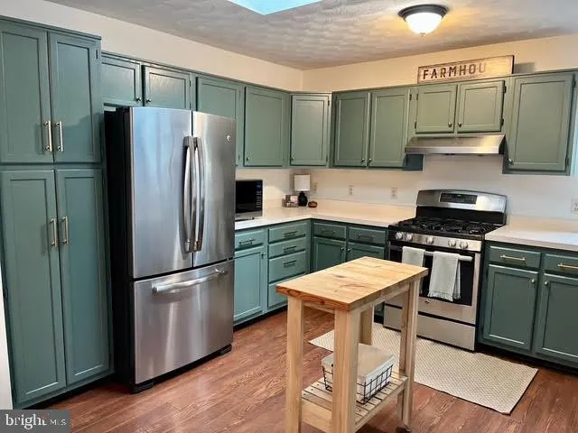 Hanover, Pennsylvania 17331, United States, 3 Bedrooms Bedrooms, ,3 BathroomsBathrooms,Residential,Active,222921