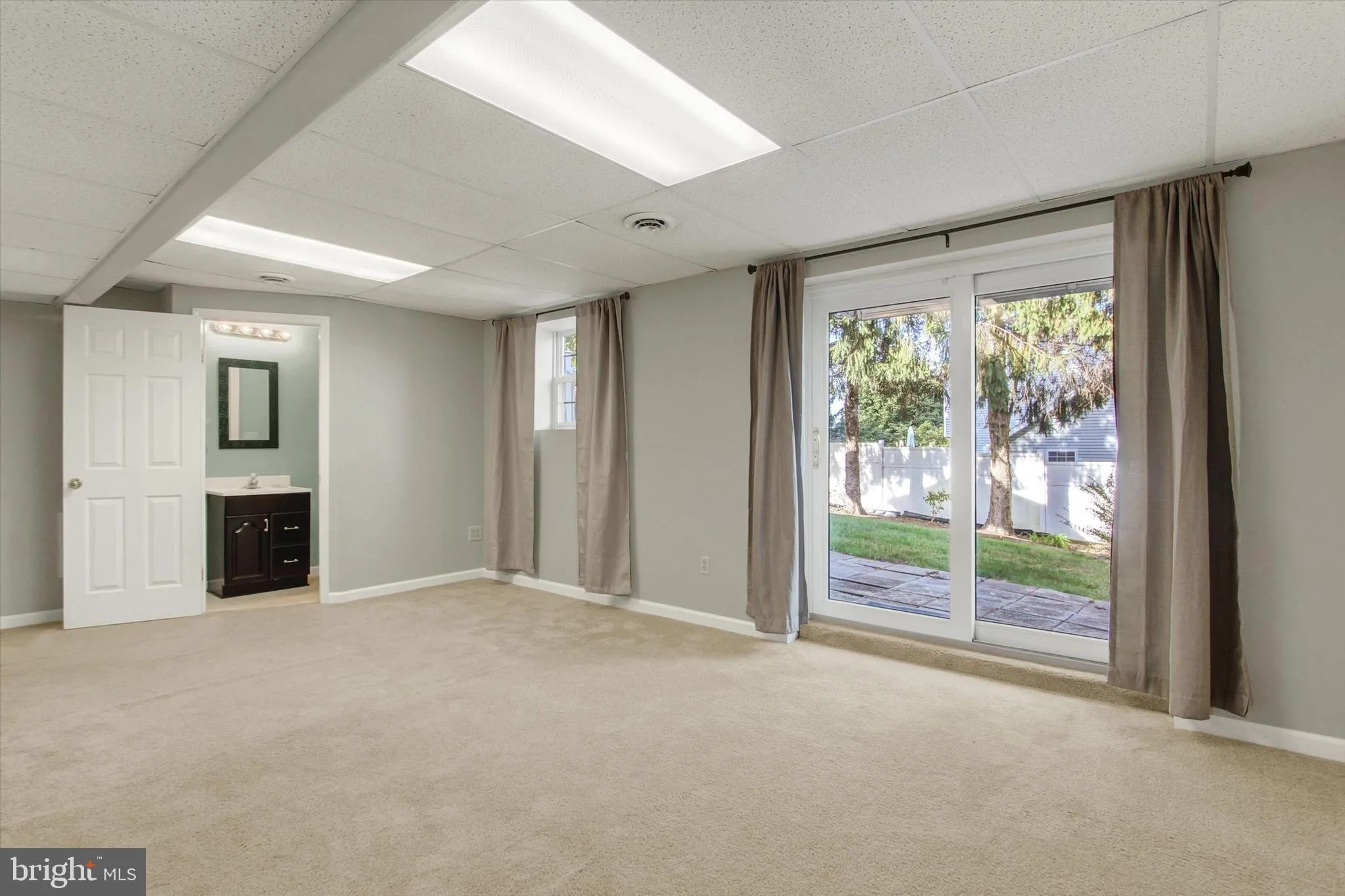 Hanover, Pennsylvania 17331, United States, 3 Bedrooms Bedrooms, ,3 BathroomsBathrooms,Residential,Active,222921