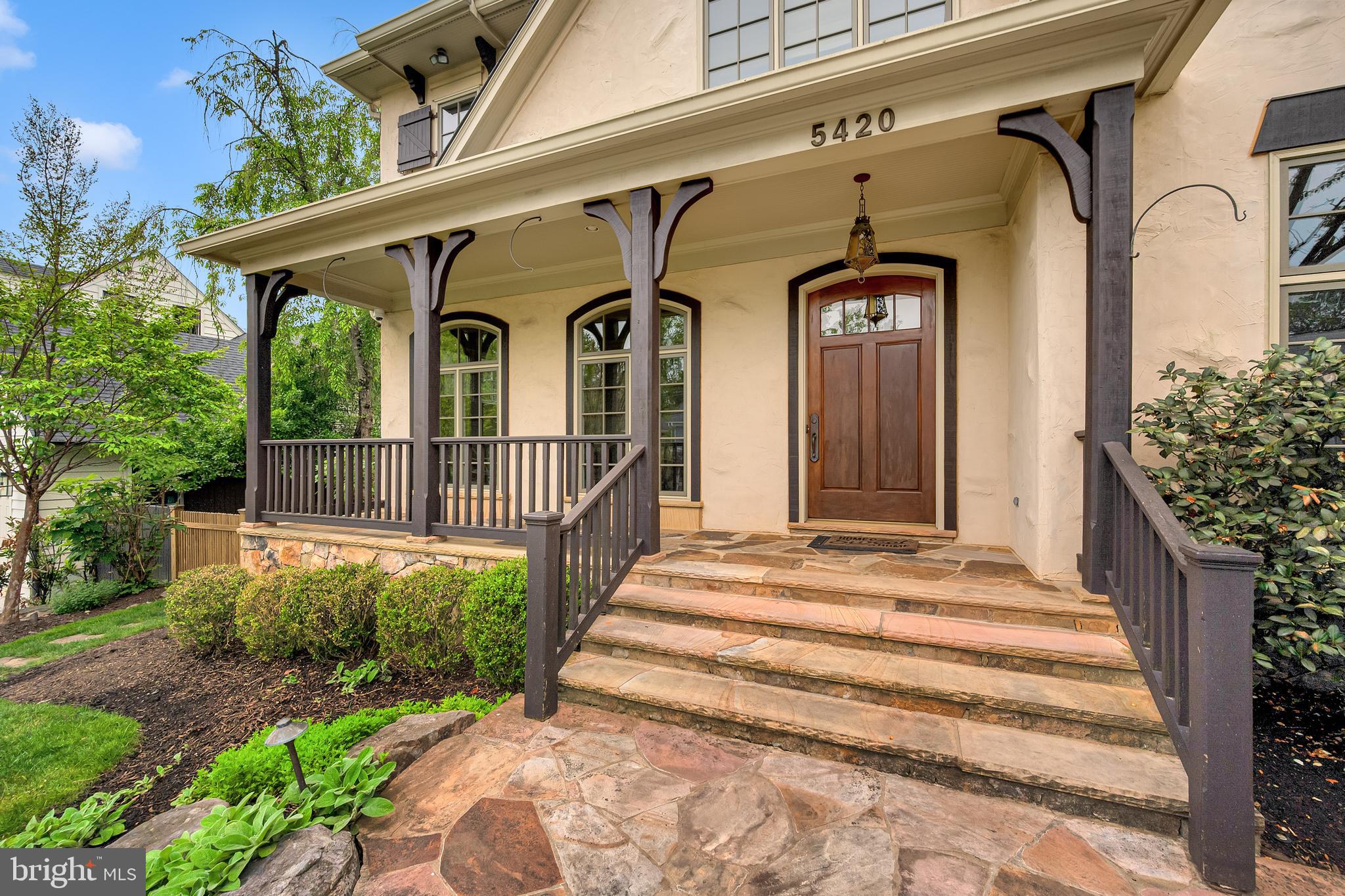 5420 MOORLAND LANE