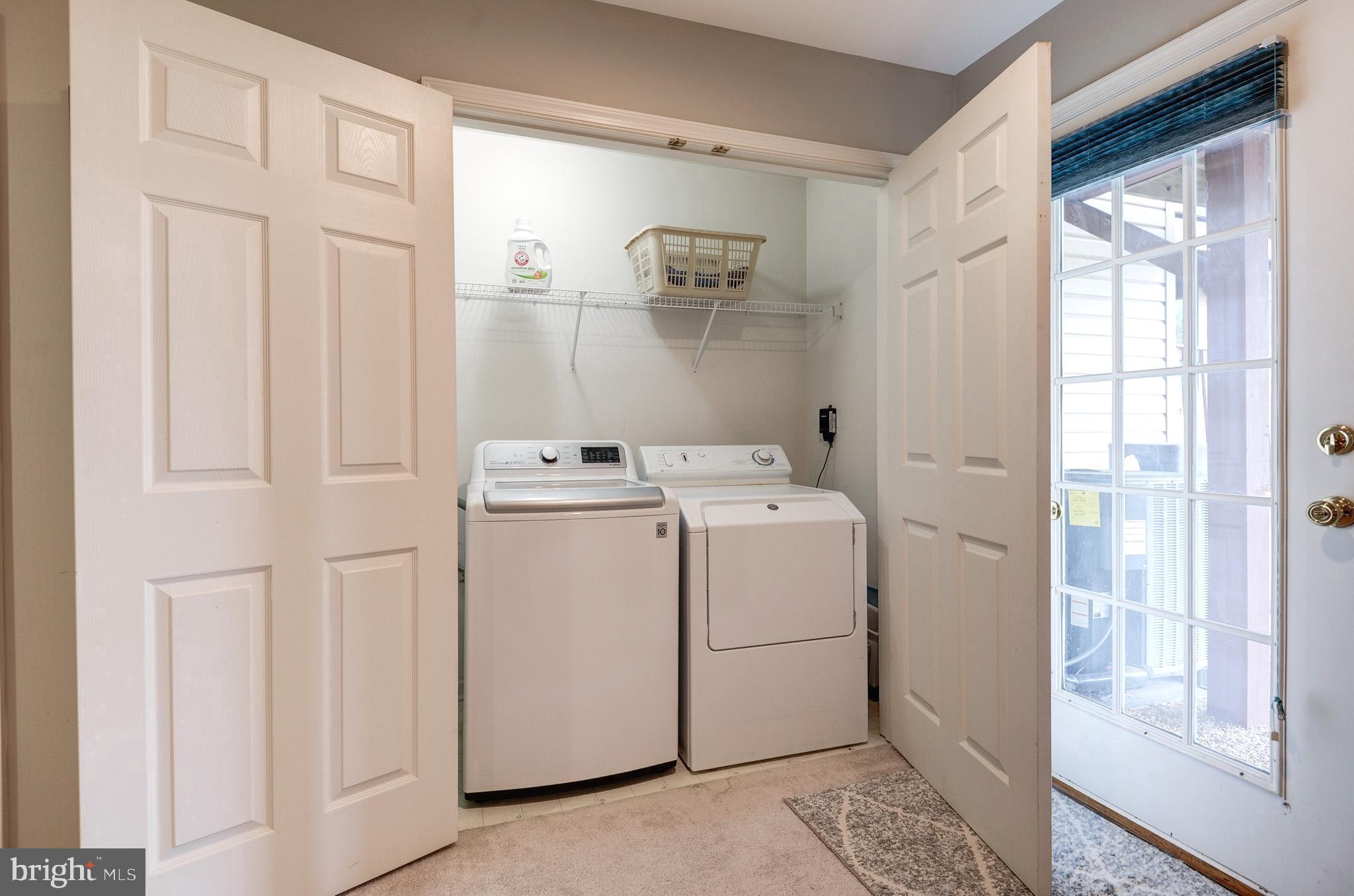 ASHBURN VILLAGE - Residential