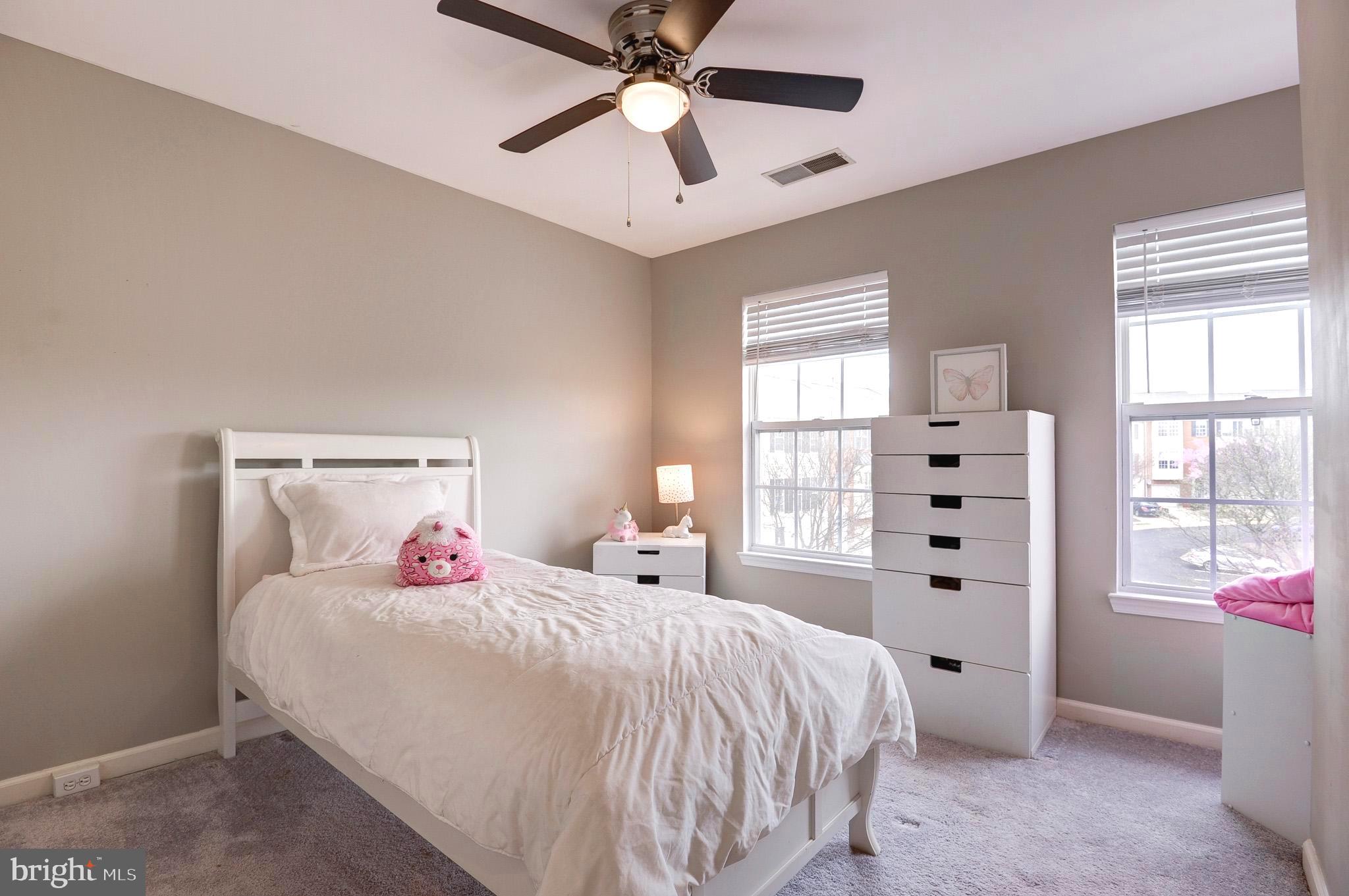 ASHBURN VILLAGE - Residential