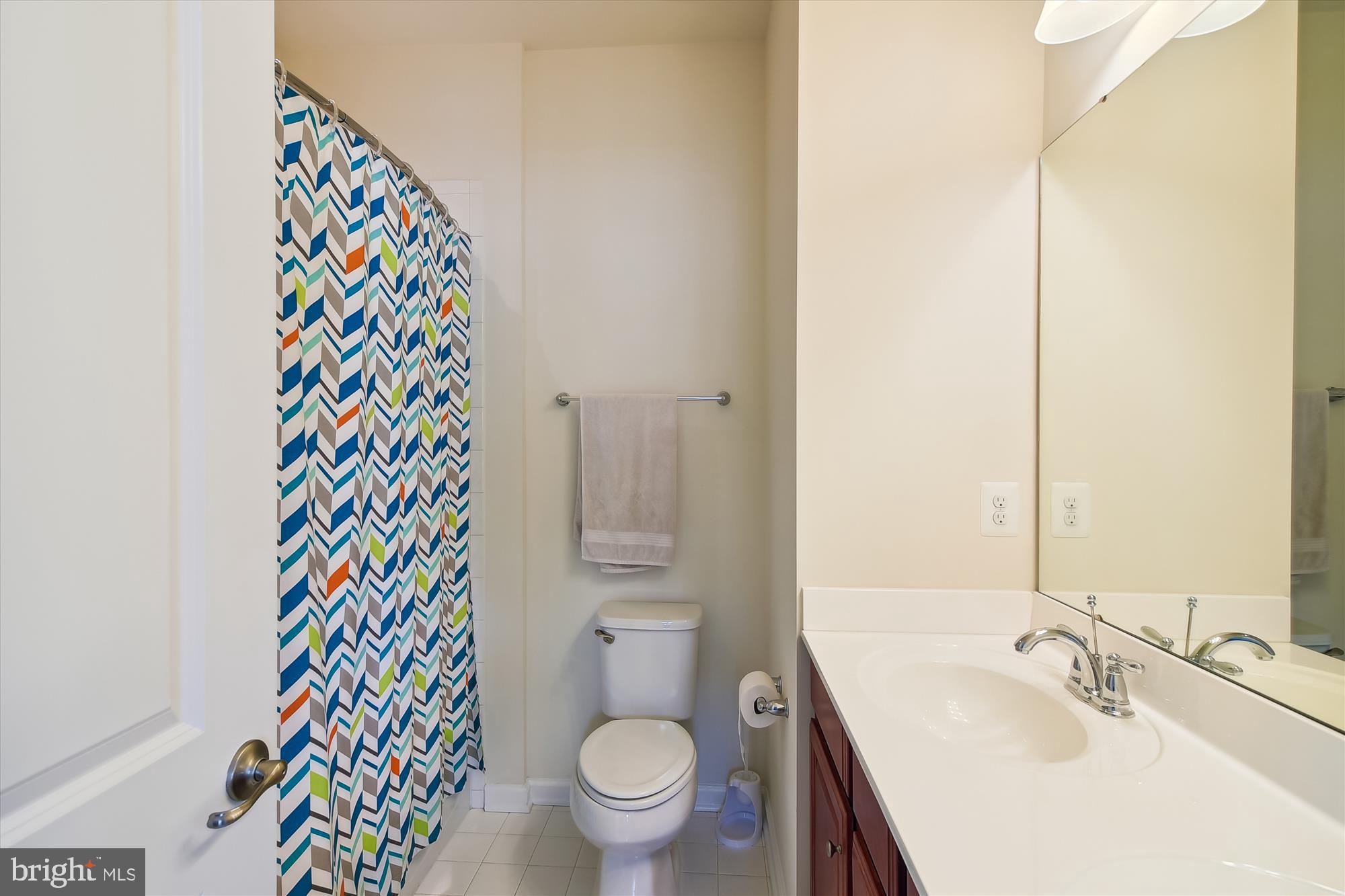 HOWARD SQUARE - Residential