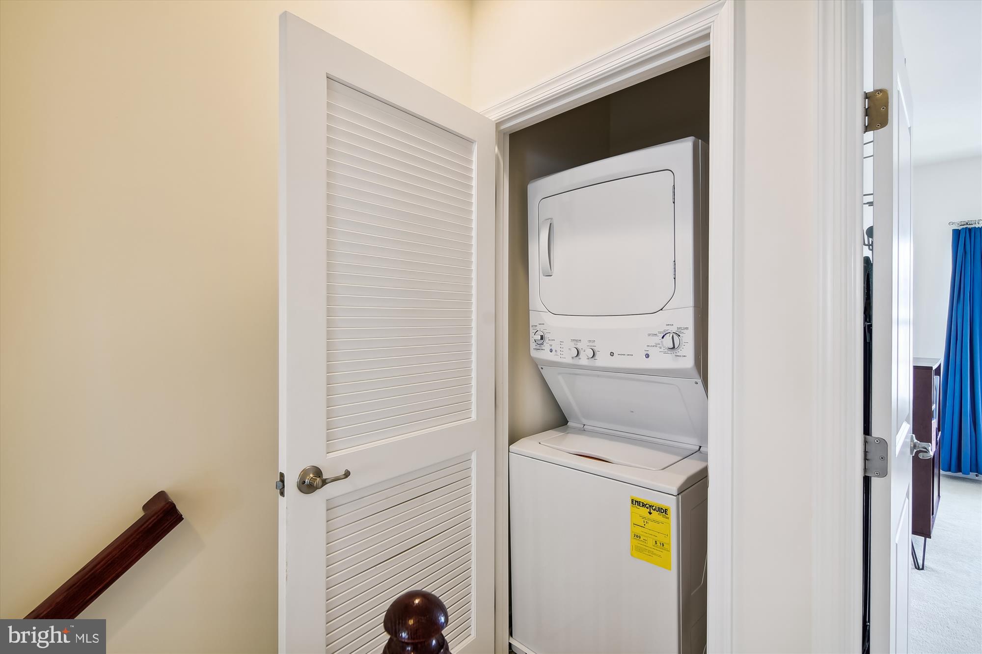 HOWARD SQUARE - Residential