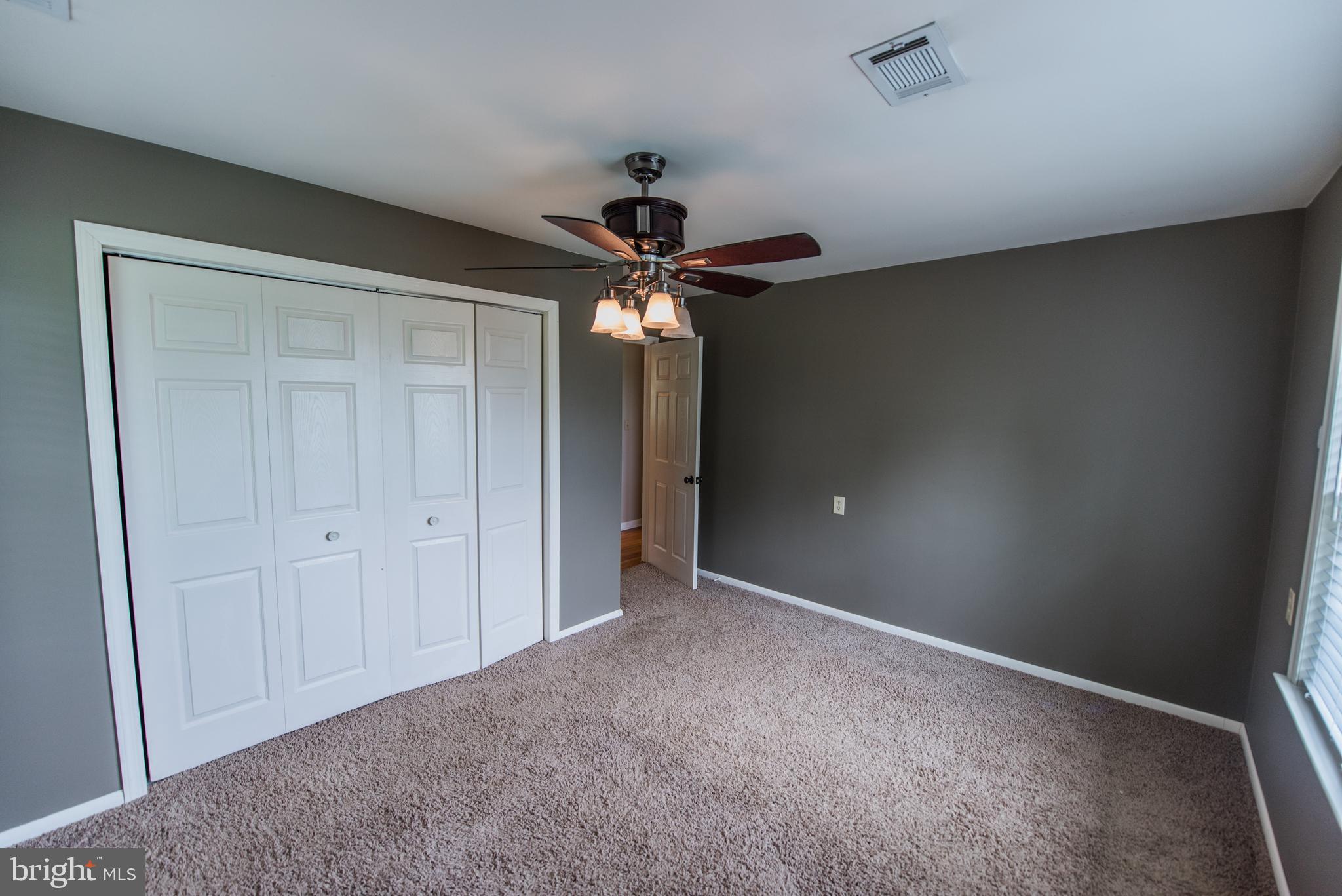 SUMMIT POINT - Residential