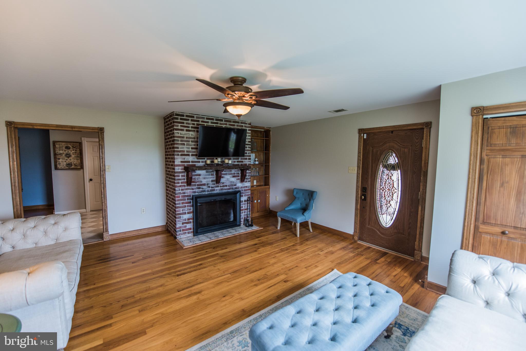 SUMMIT POINT - Residential