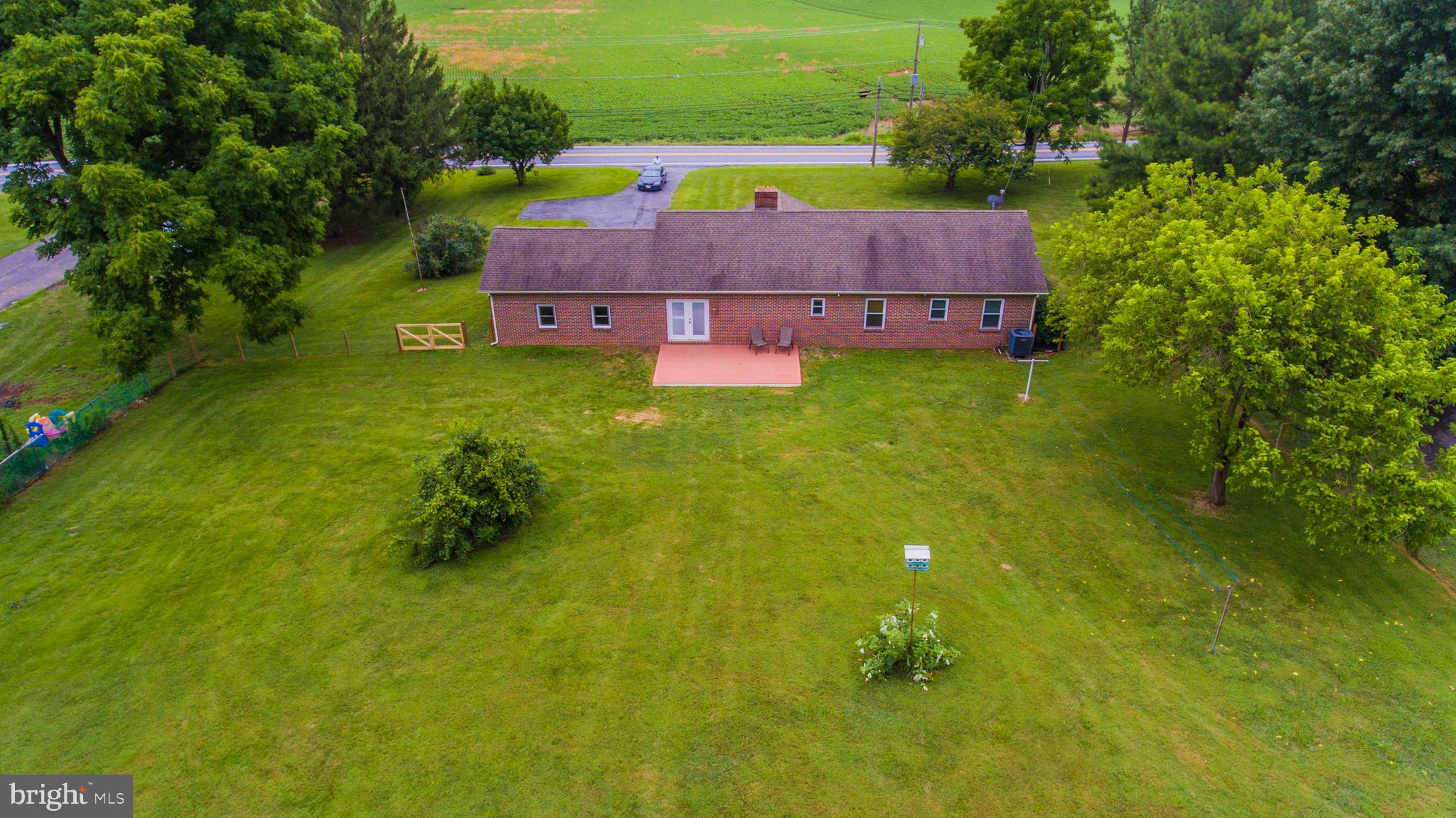 SUMMIT POINT - Residential